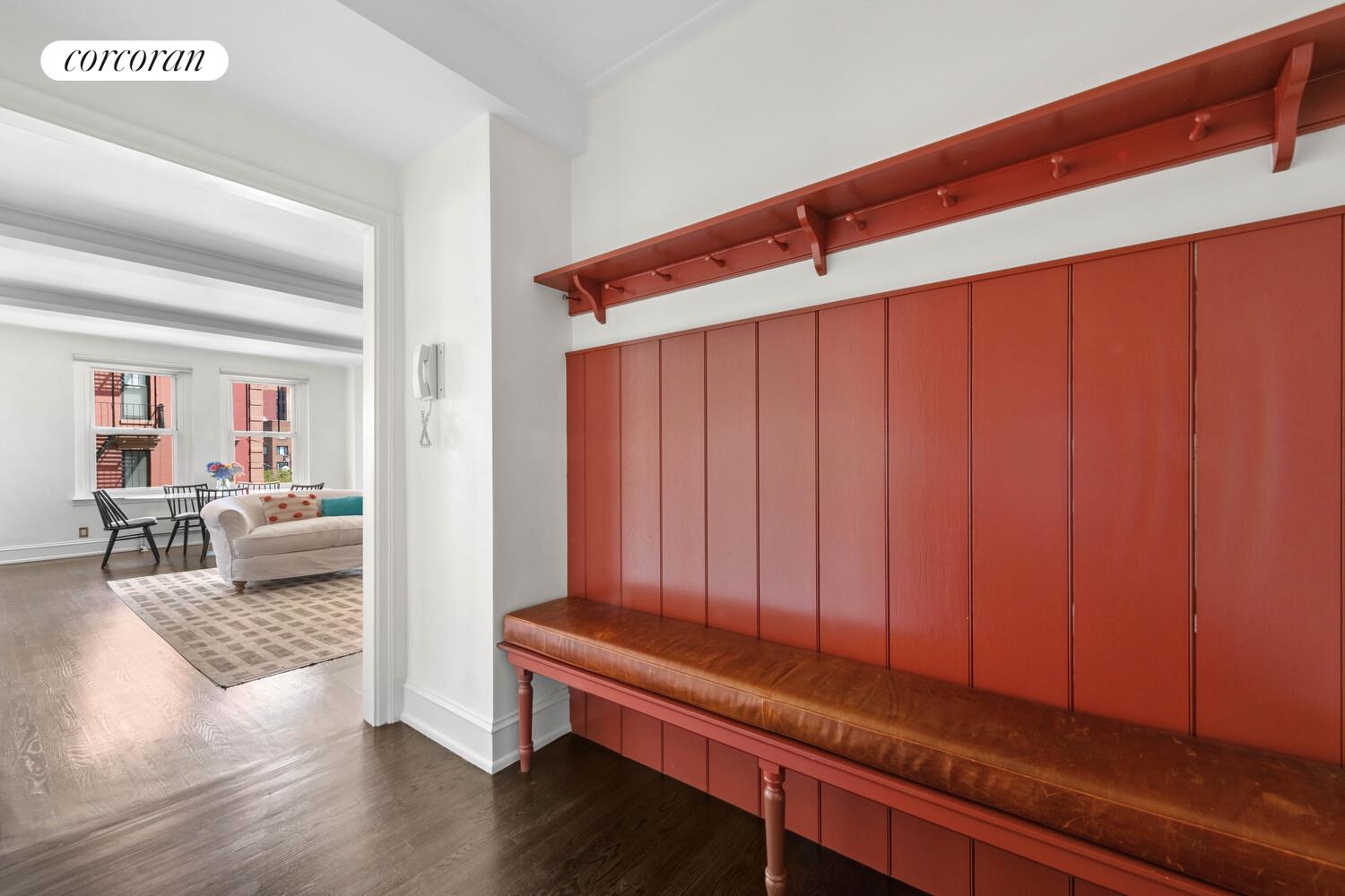 #10 photo, 136 WAVERLY Place, マンハッタン West Village , NY 10014