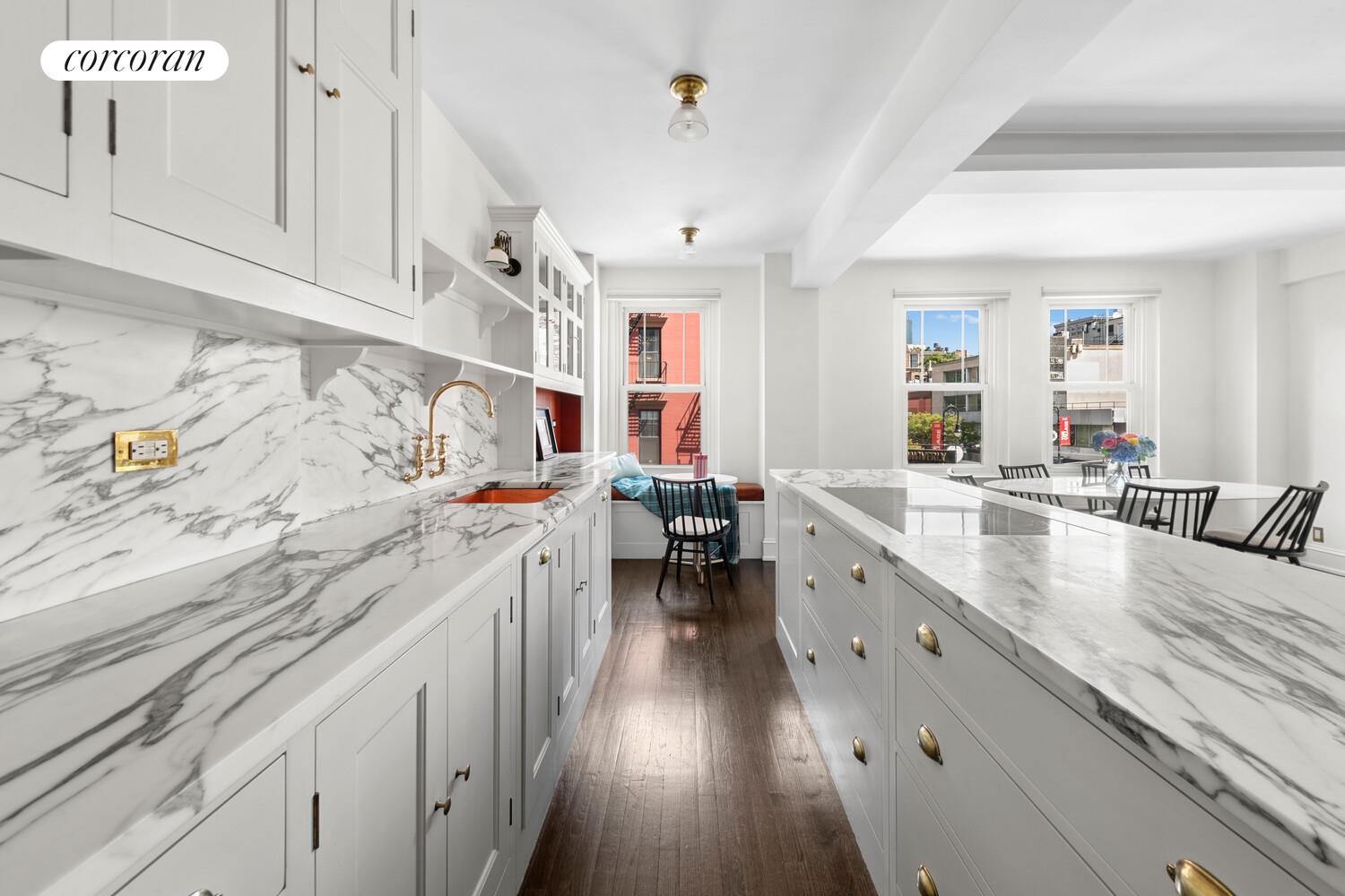 #3 photo, 136 WAVERLY Place, マンハッタン West Village , NY 10014