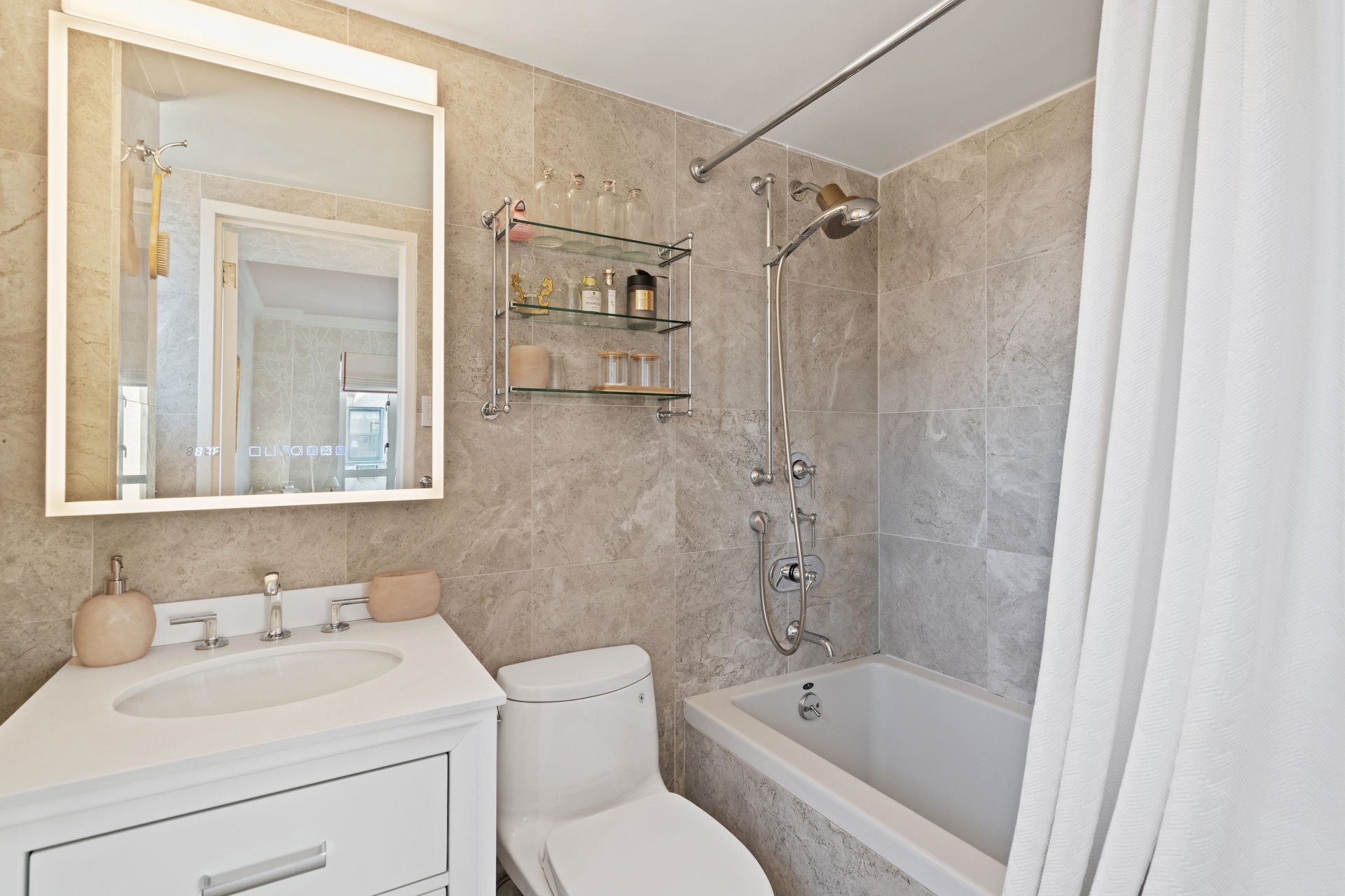 #14 photo, 799 Park Avenue, マンハッタン Upper East Side , NY 10021