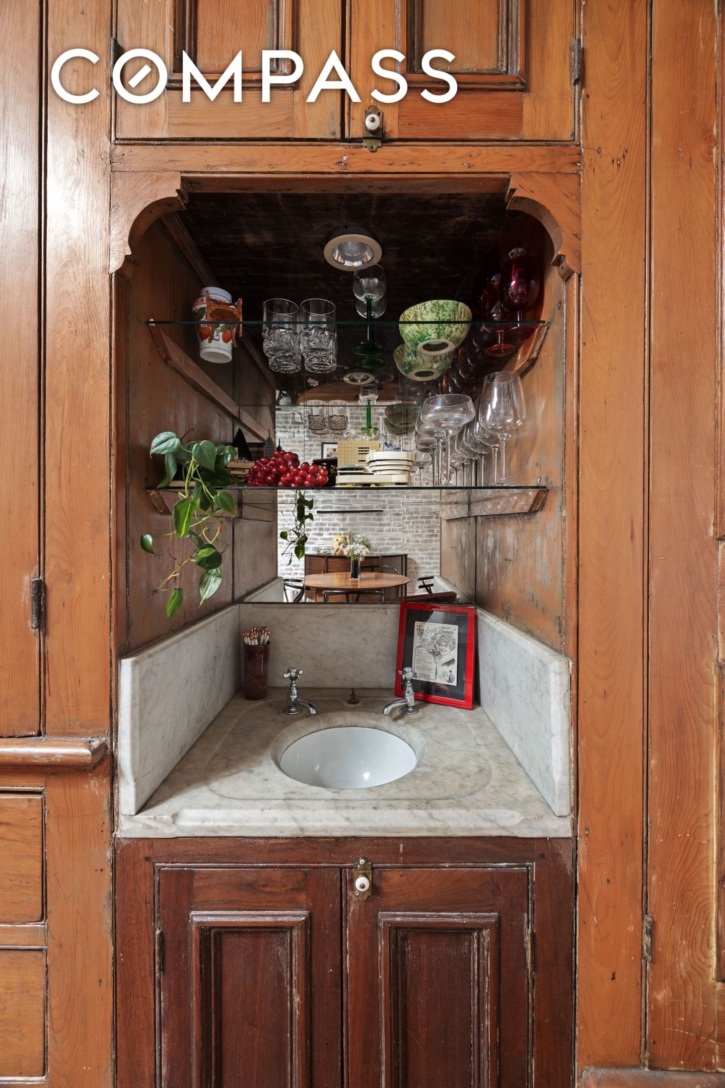 #15 photo, 217 2nd Avenue, マンハッタン East Village , NY 10003