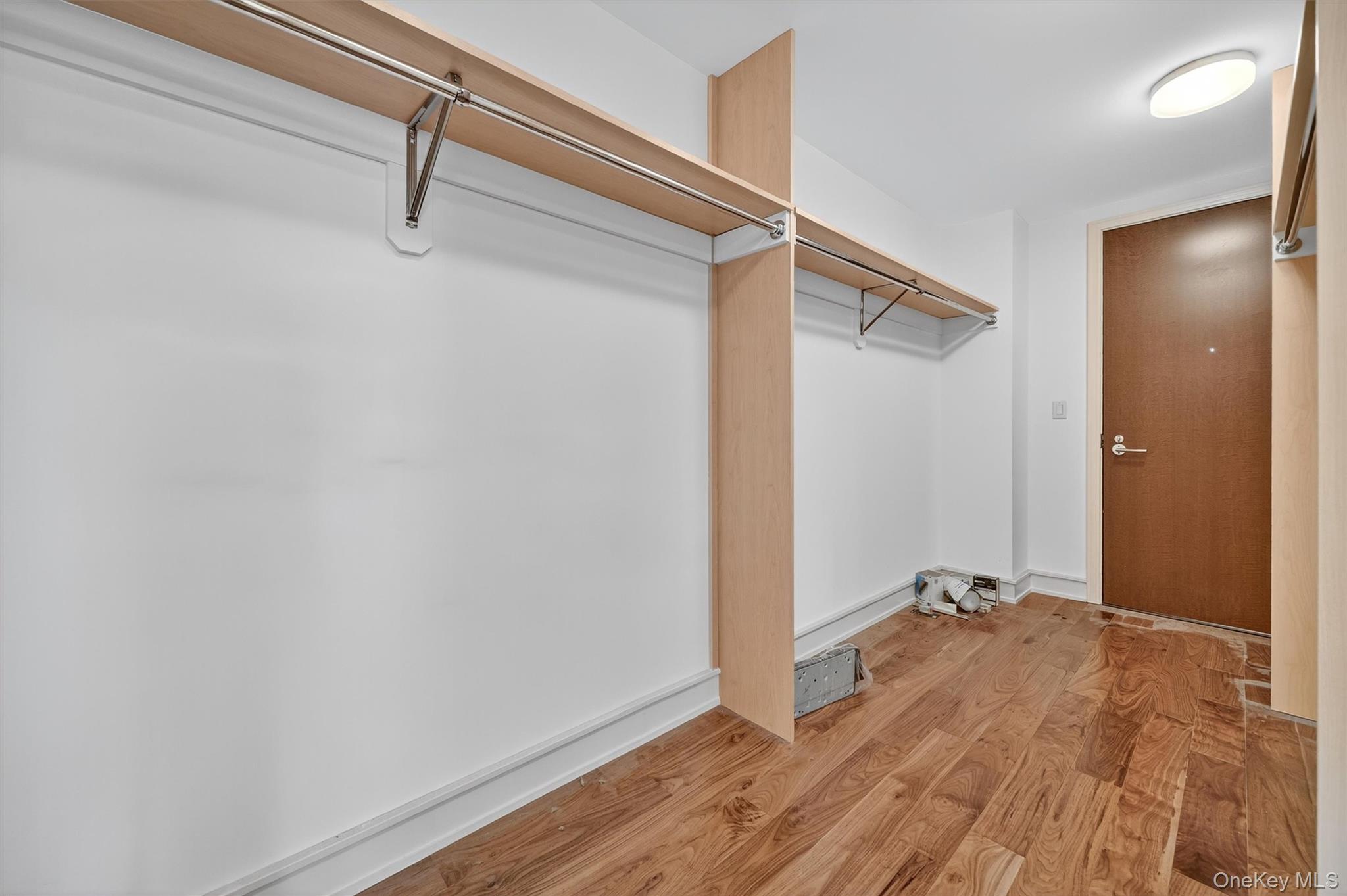 #11 photo, 5 Renaissance Square, White Plains , NY 10601