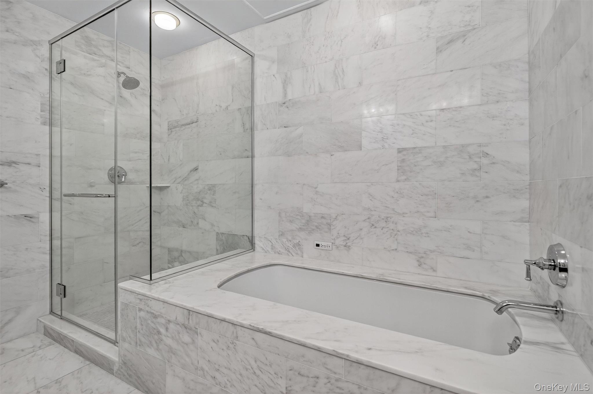 #15 photo, 5 Renaissance Square, White Plains , NY 10601