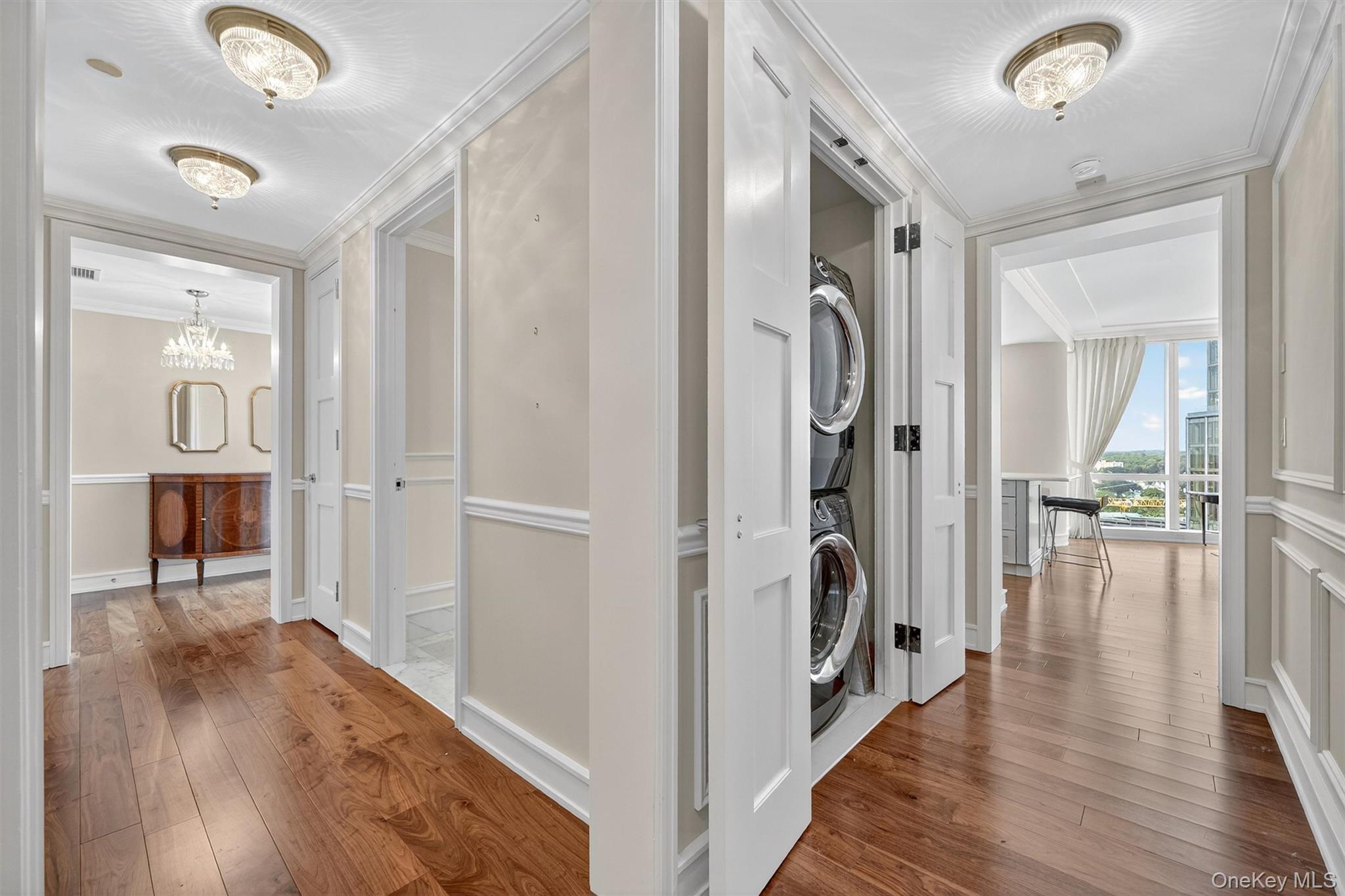 #3 photo, 5 Renaissance Square, White Plains , NY 10601