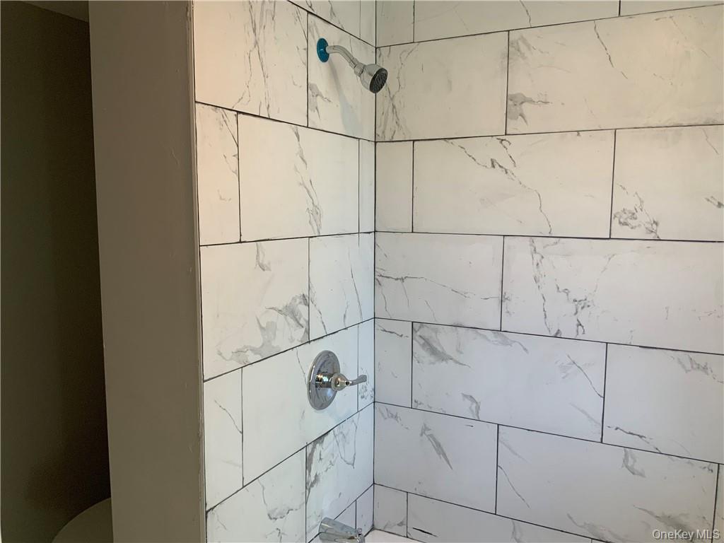 #7 photo, 754 Broadway, Newburgh , NY 12550