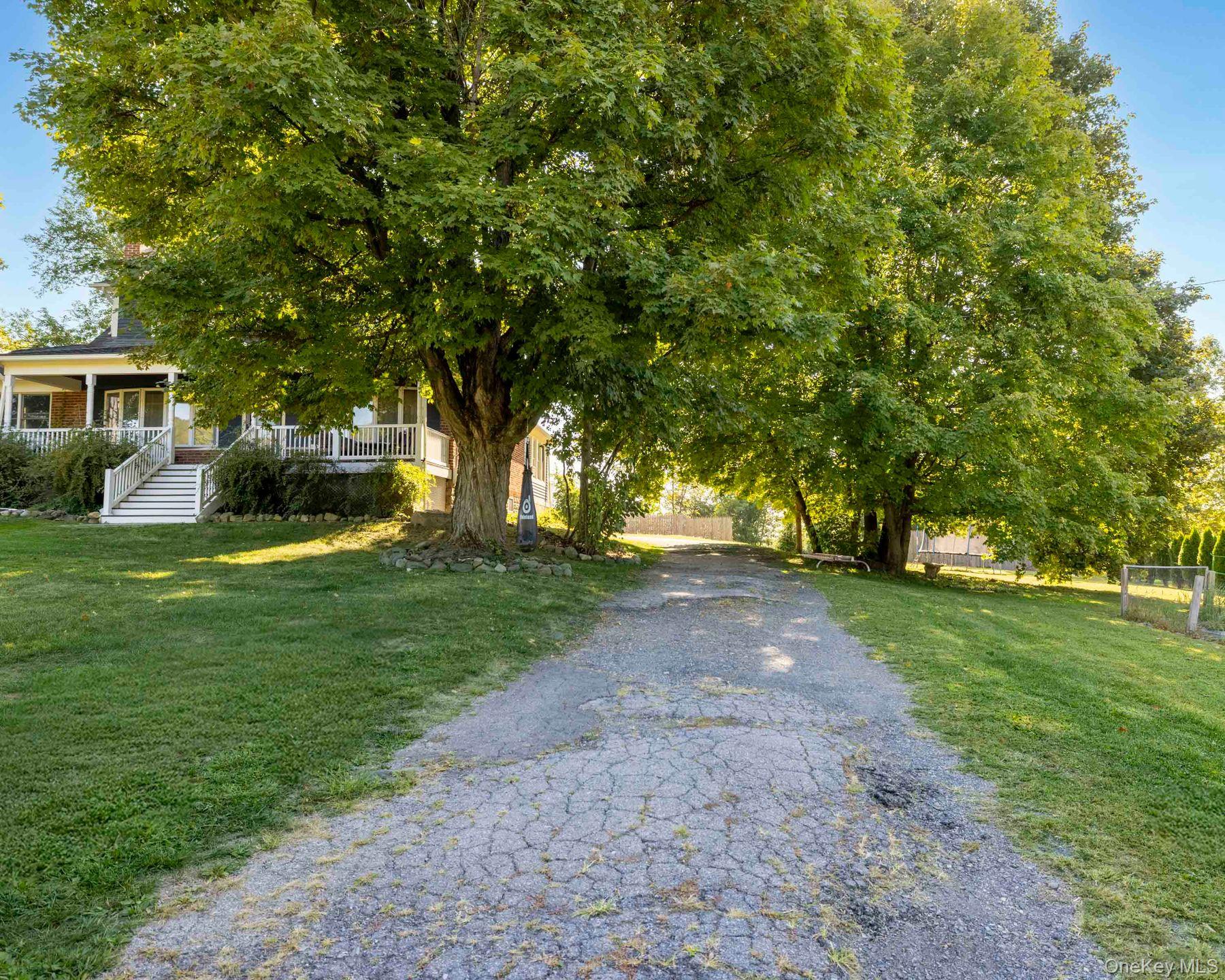 #11 photo, 98 North Road, Highland , NY 12528