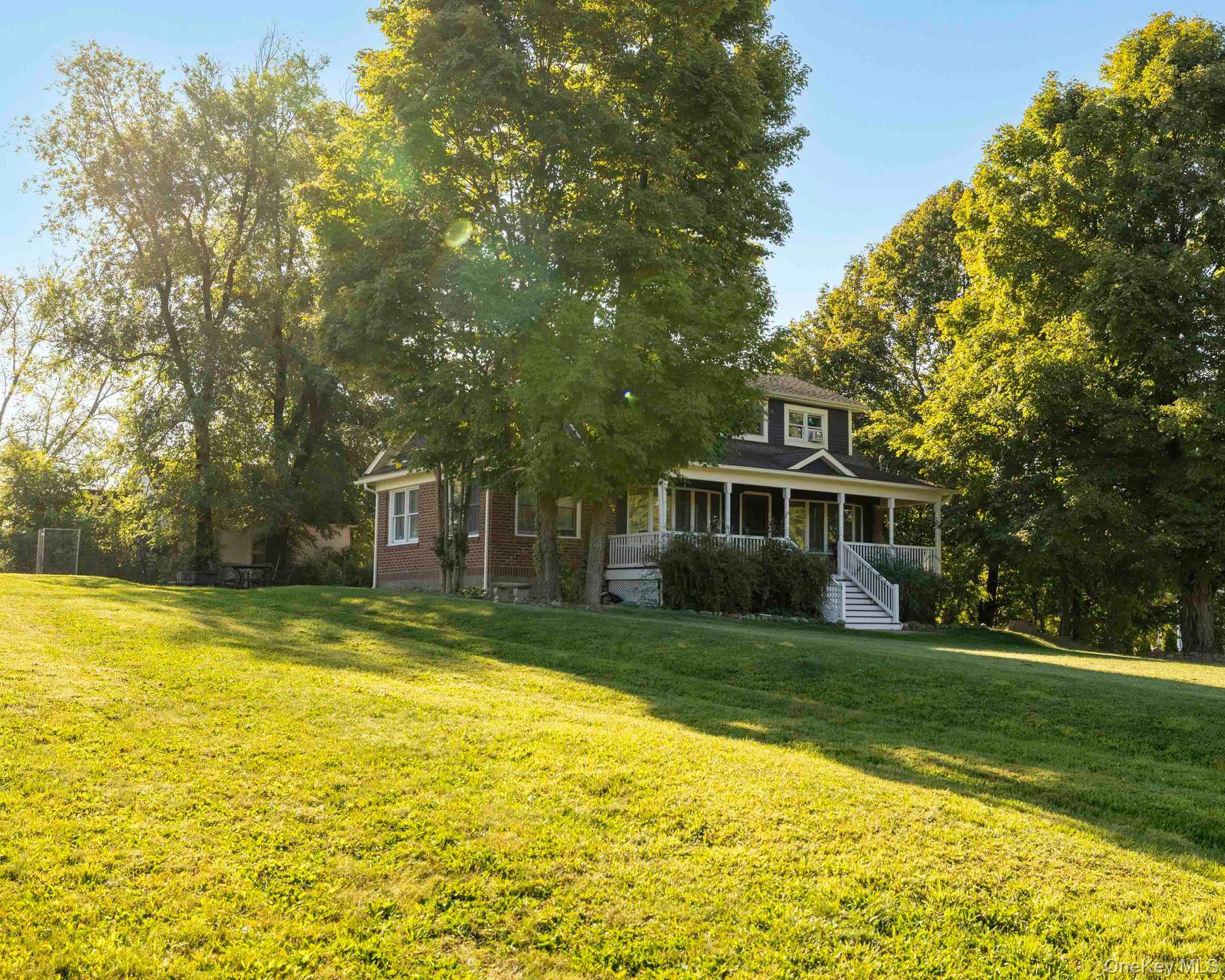 #4 photo, 98 North Road, Highland , NY 12528