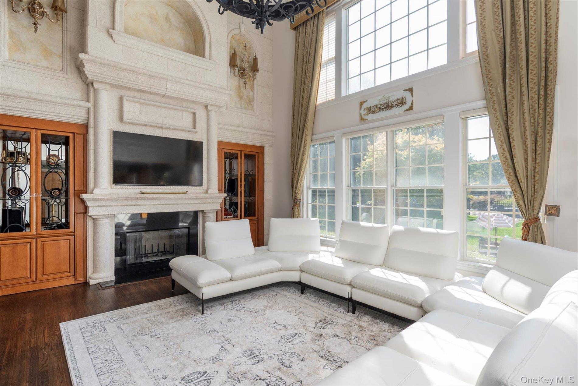 #12 photo, 26 Legends Circle, サフォーク郡 Melville , NY 11747