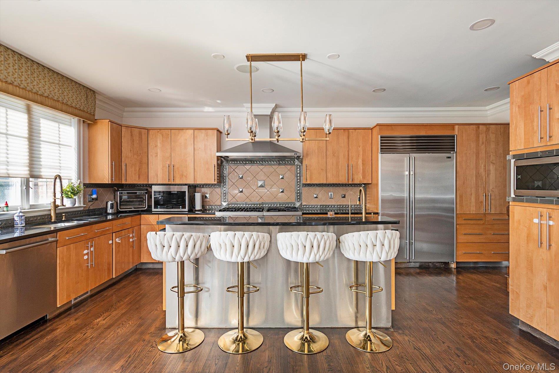 #14 photo, 26 Legends Circle, サフォーク郡 Melville , NY 11747