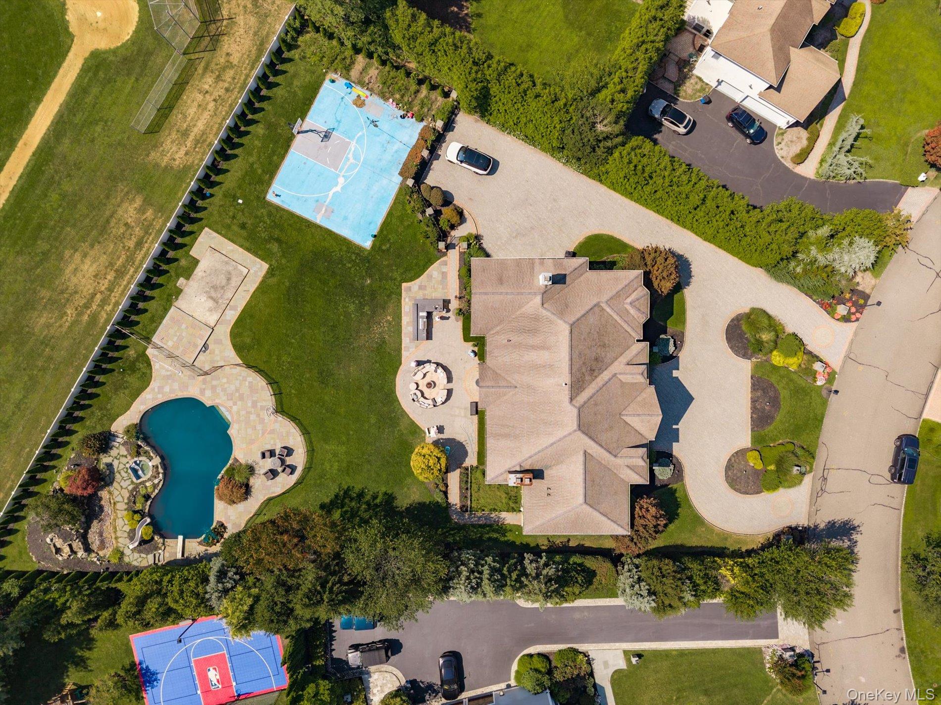 #5 photo, 26 Legends Circle, サフォーク郡 Melville , NY 11747