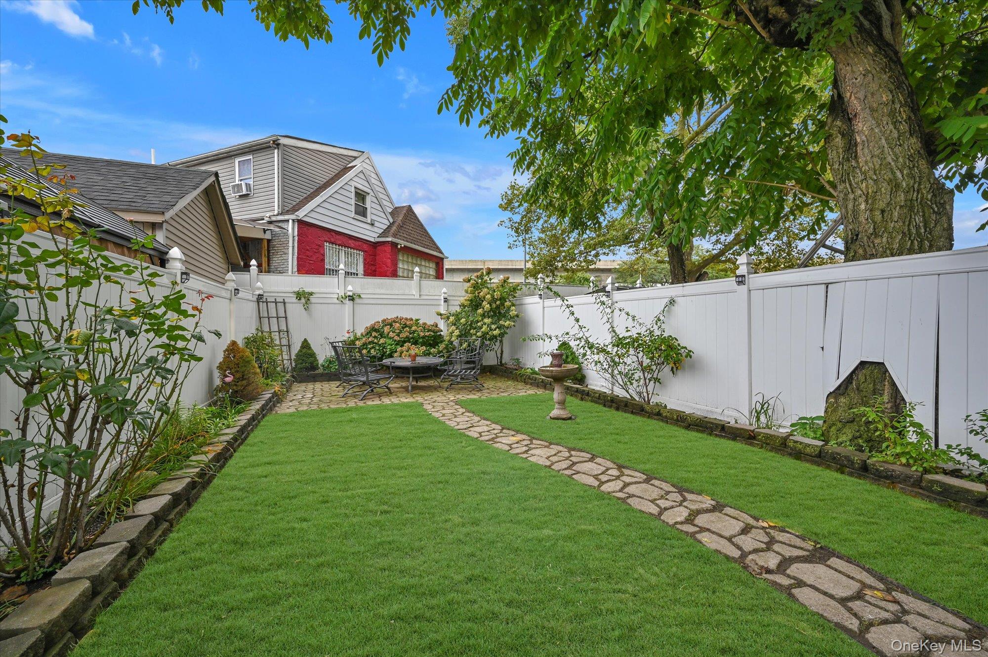 #16 photo, 13327 135th Place, クイーンズ区 South Ozone Park , NY 11420