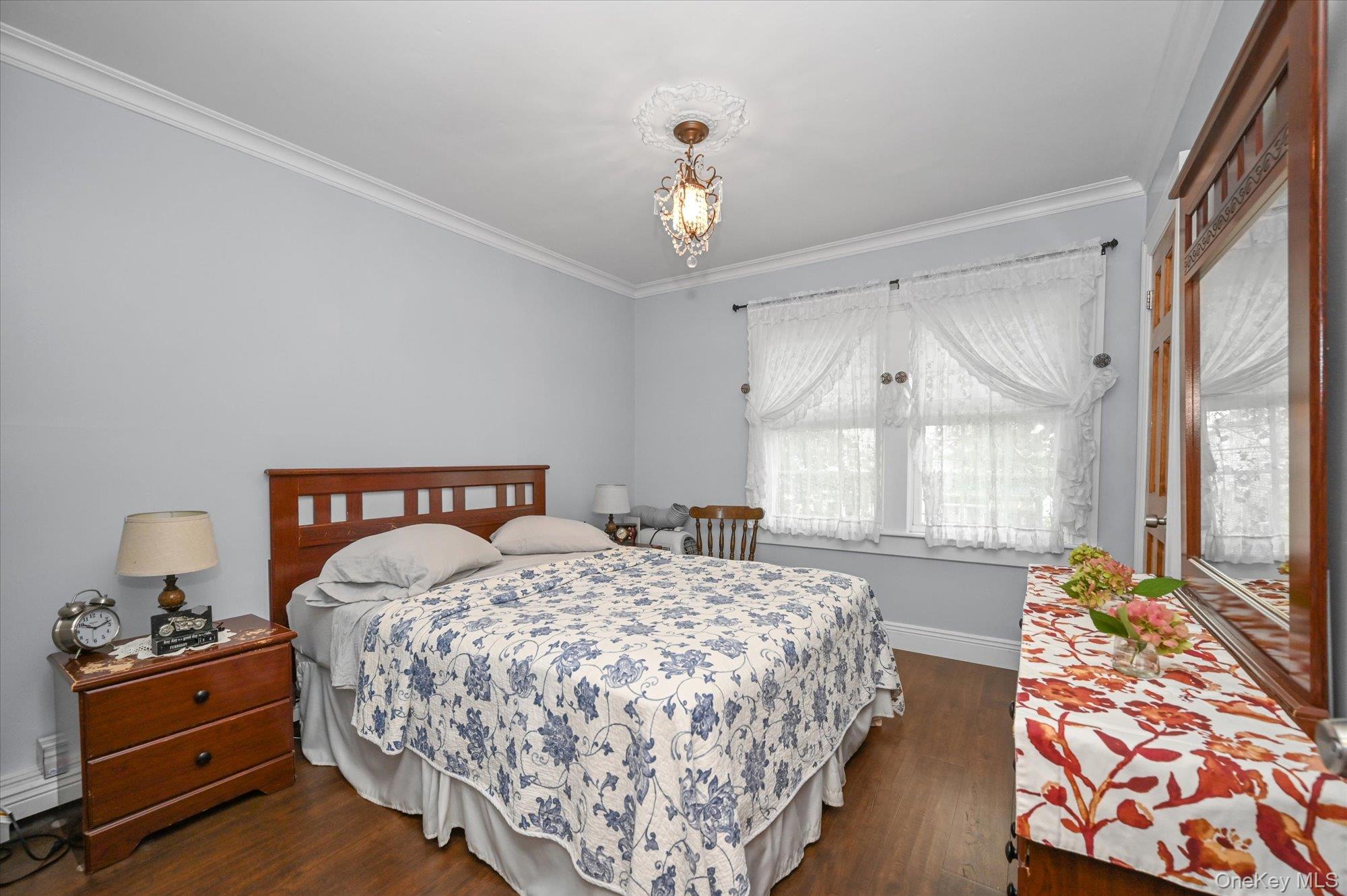 #8 photo, 13327 135th Place, クイーンズ区 South Ozone Park , NY 11420