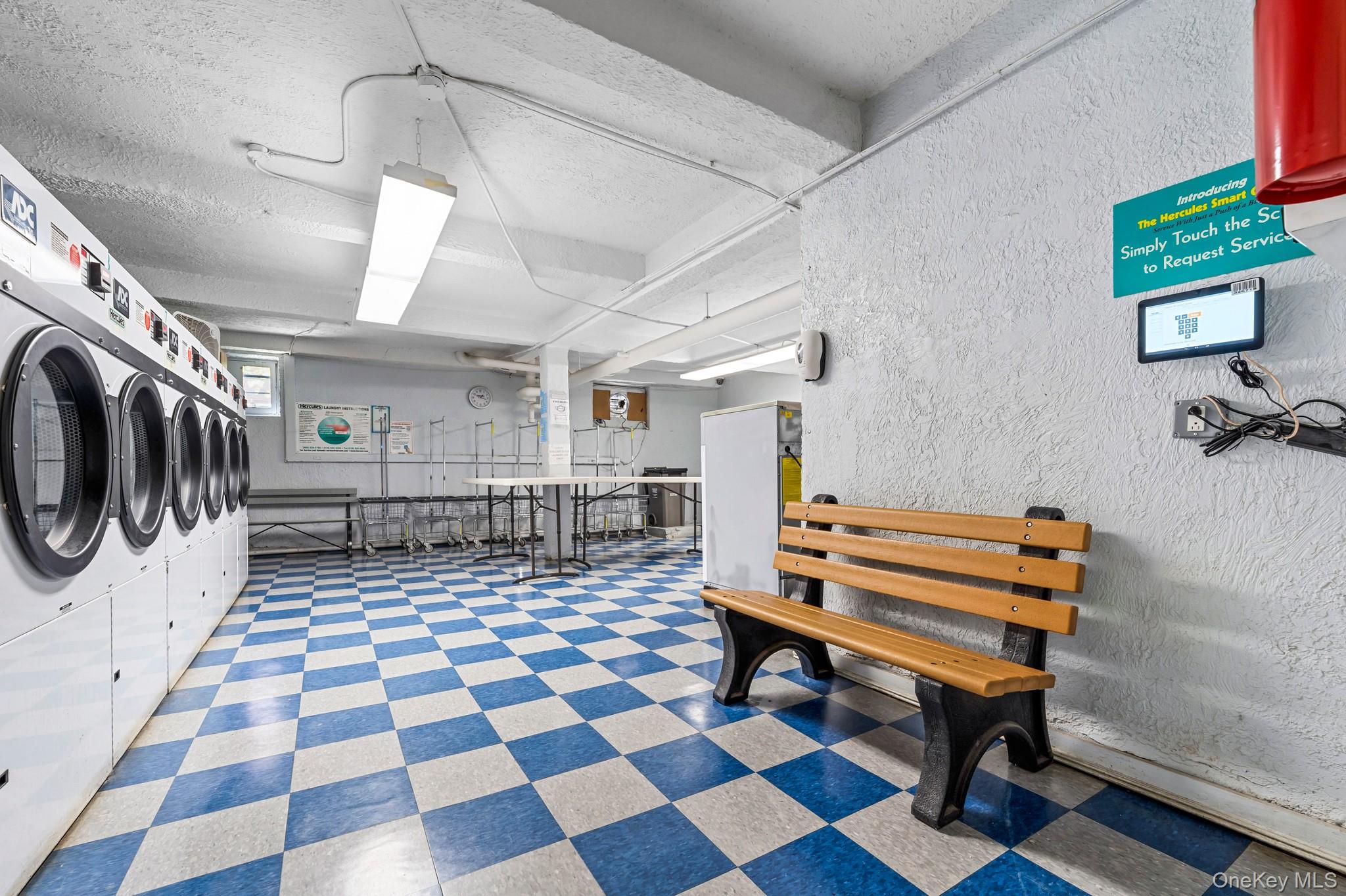 #6 photo, 8380 118th st, クイーンズ区 Kew Gardens , NY 11415