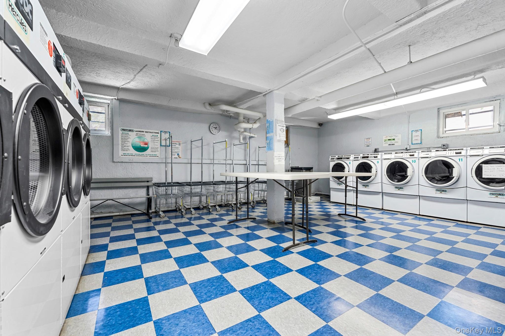 #7 photo, 8380 118th st, クイーンズ区 Kew Gardens , NY 11415