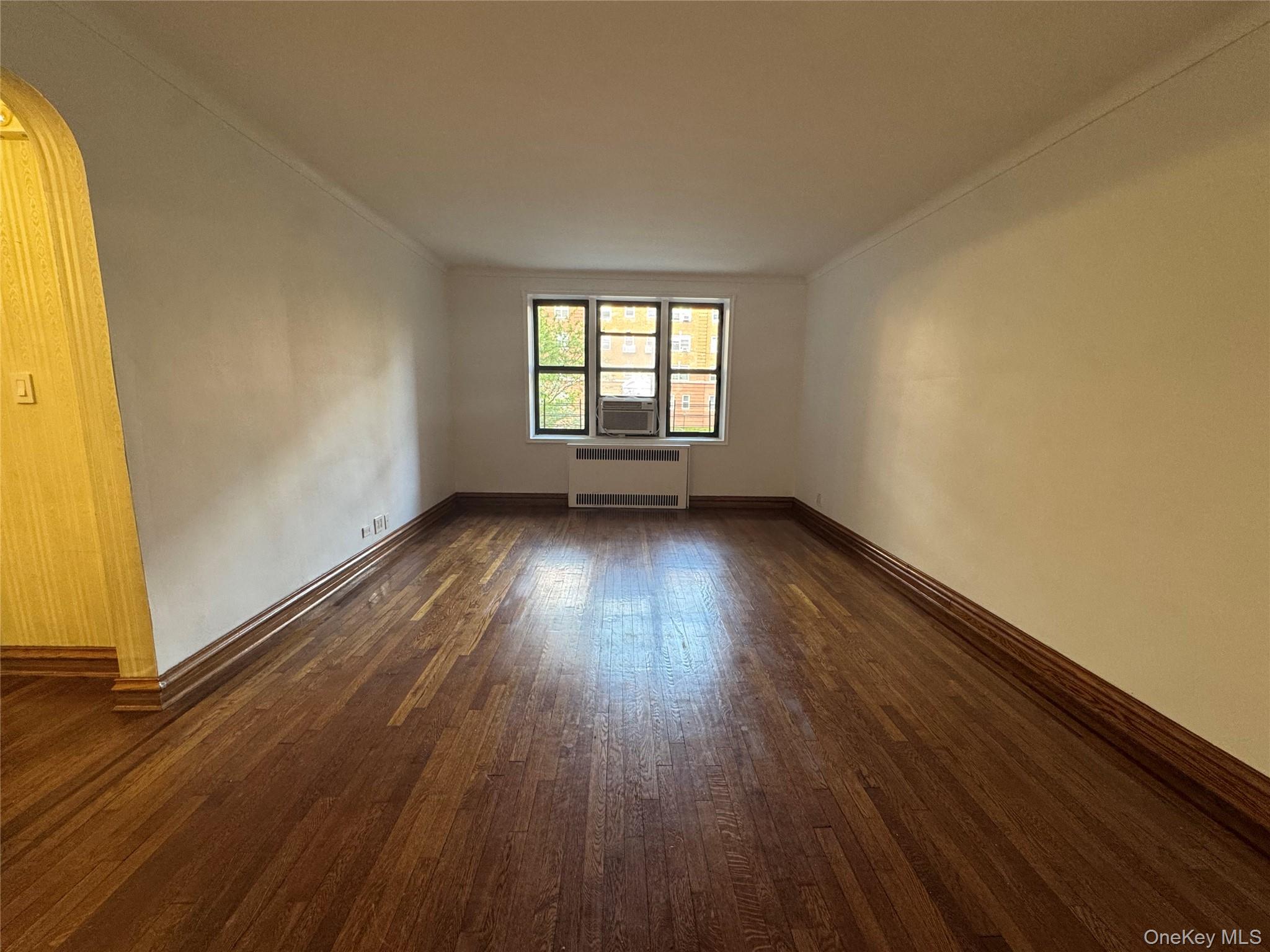 #4 photo, 69-10 yellowstone blvd, クイーンズ区 Forest Hills , NY 11375