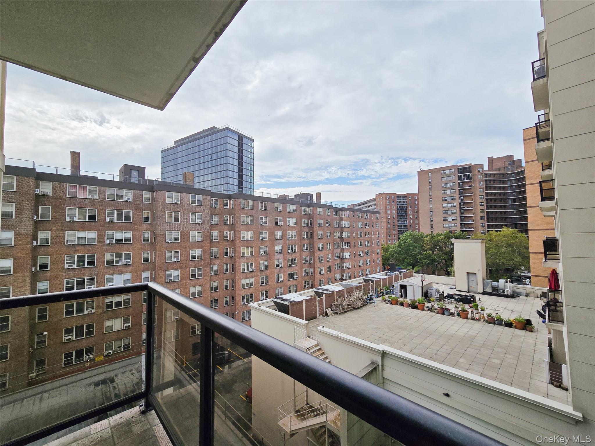 #15 photo, 63-36 99 Street, クイーンズ区 Rego Park , NY 11374