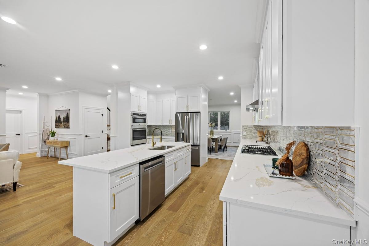 #13 photo, 5 Relda Street, Plainview , NY 11803