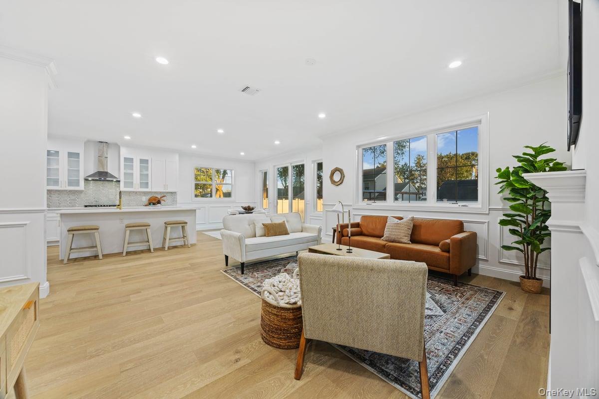 #8 photo, 5 Relda Street, Plainview , NY 11803