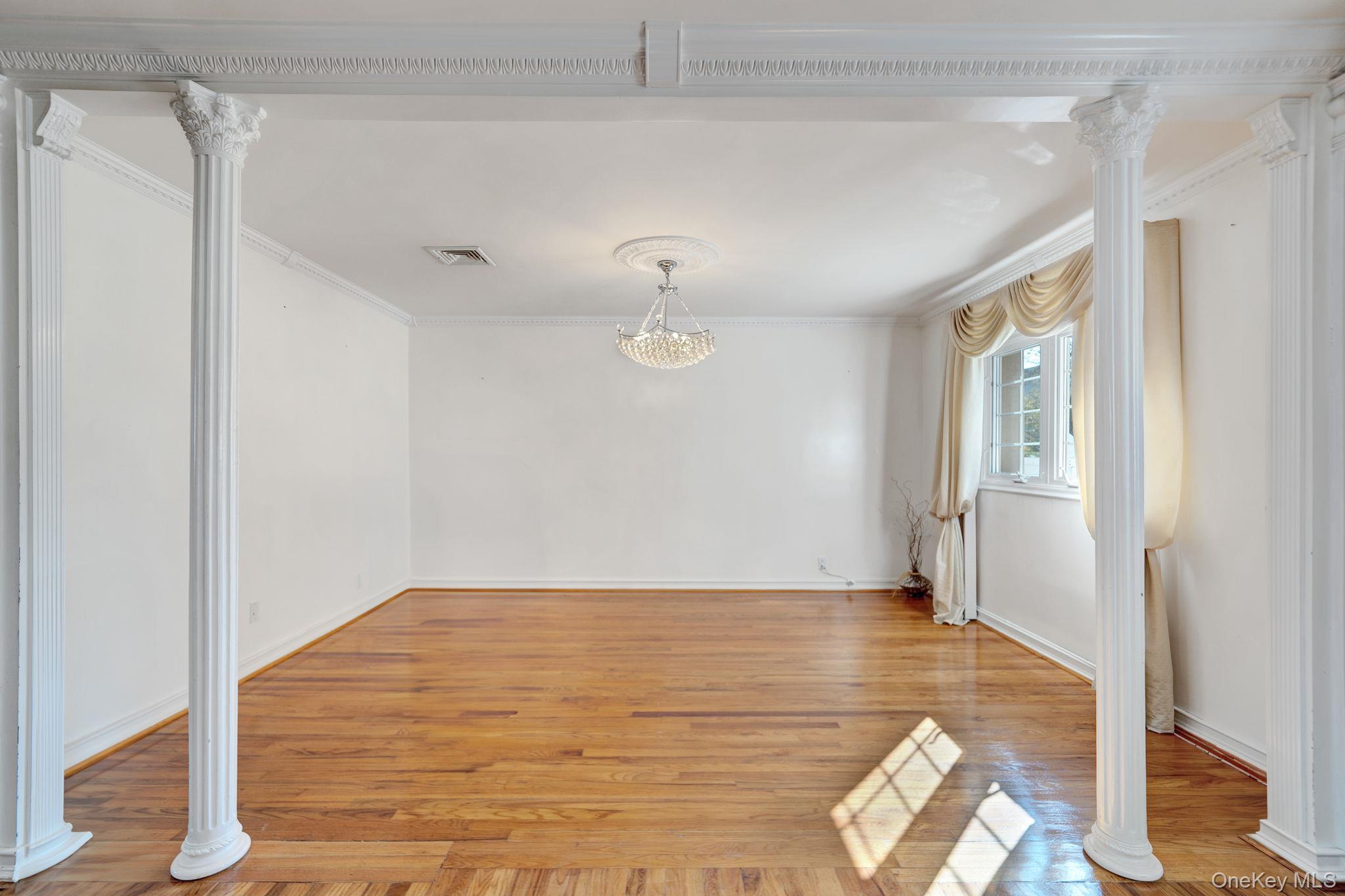 #12 photo, 73-55 194th Street, クイーンズ区 Fresh Meadows , NY 11366