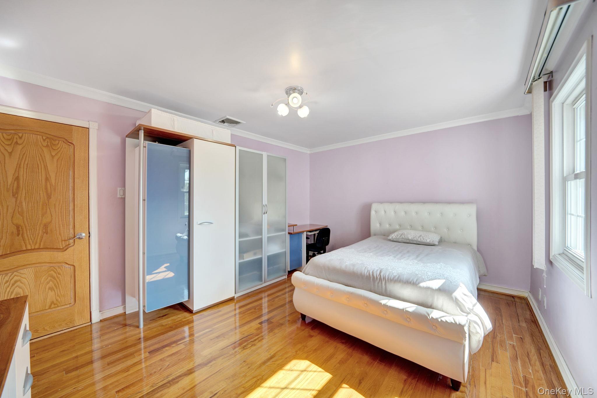 #20 photo, 73-55 194th Street, クイーンズ区 Fresh Meadows , NY 11366