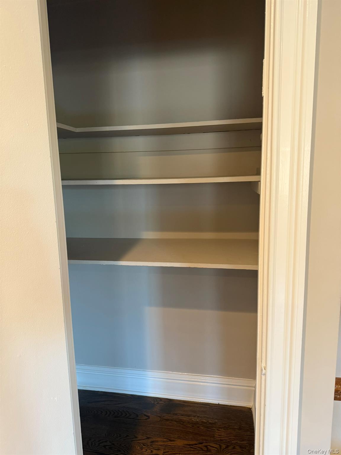 #10 photo, 140 McGlynn Place, Cedarhurst , NY 11516