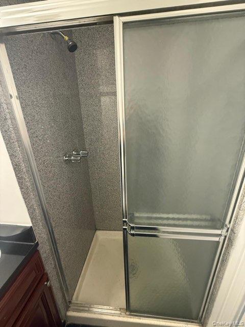 #17 photo, 140 McGlynn Place, Cedarhurst , NY 11516