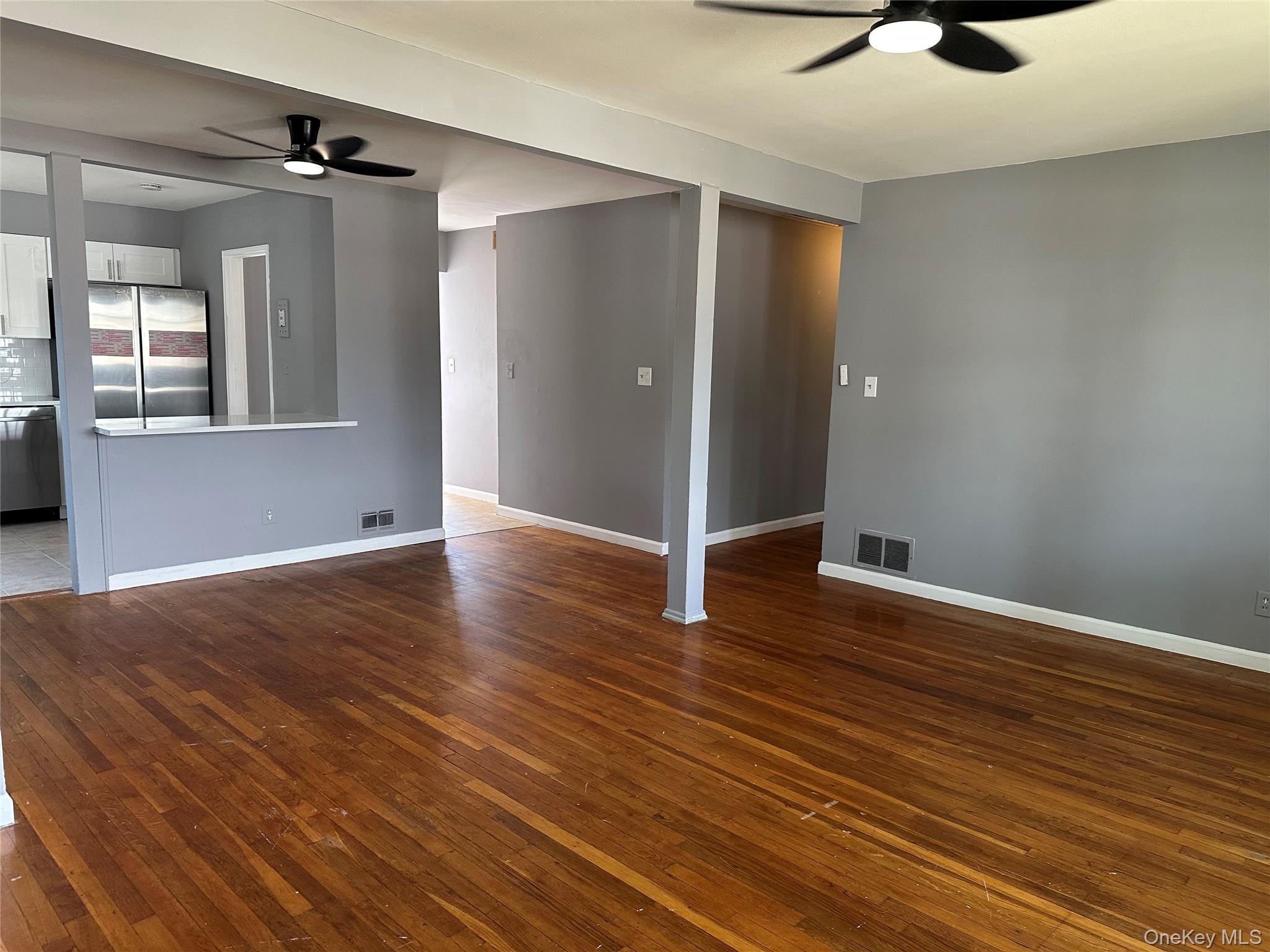 #19 photo, 16 Joyce Avenue, Massapequa , NY 11758