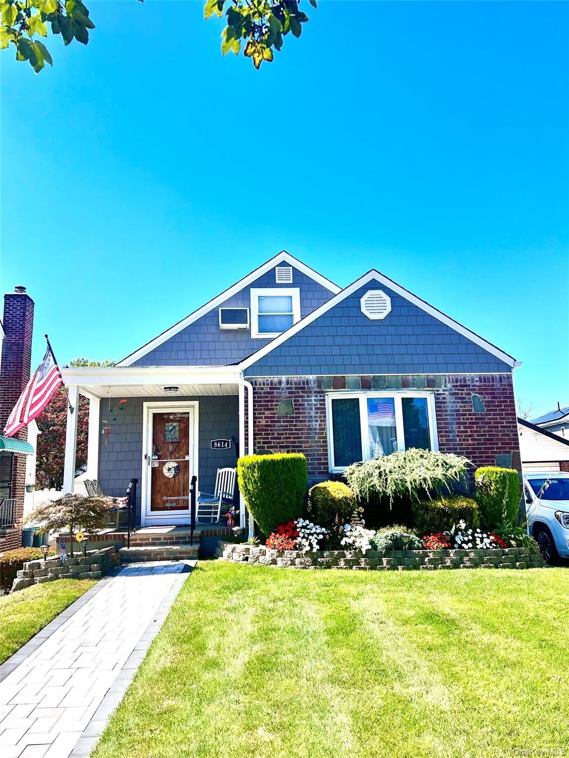 #1 photo, 86-14 251st Street, Bellerose , NY 11426