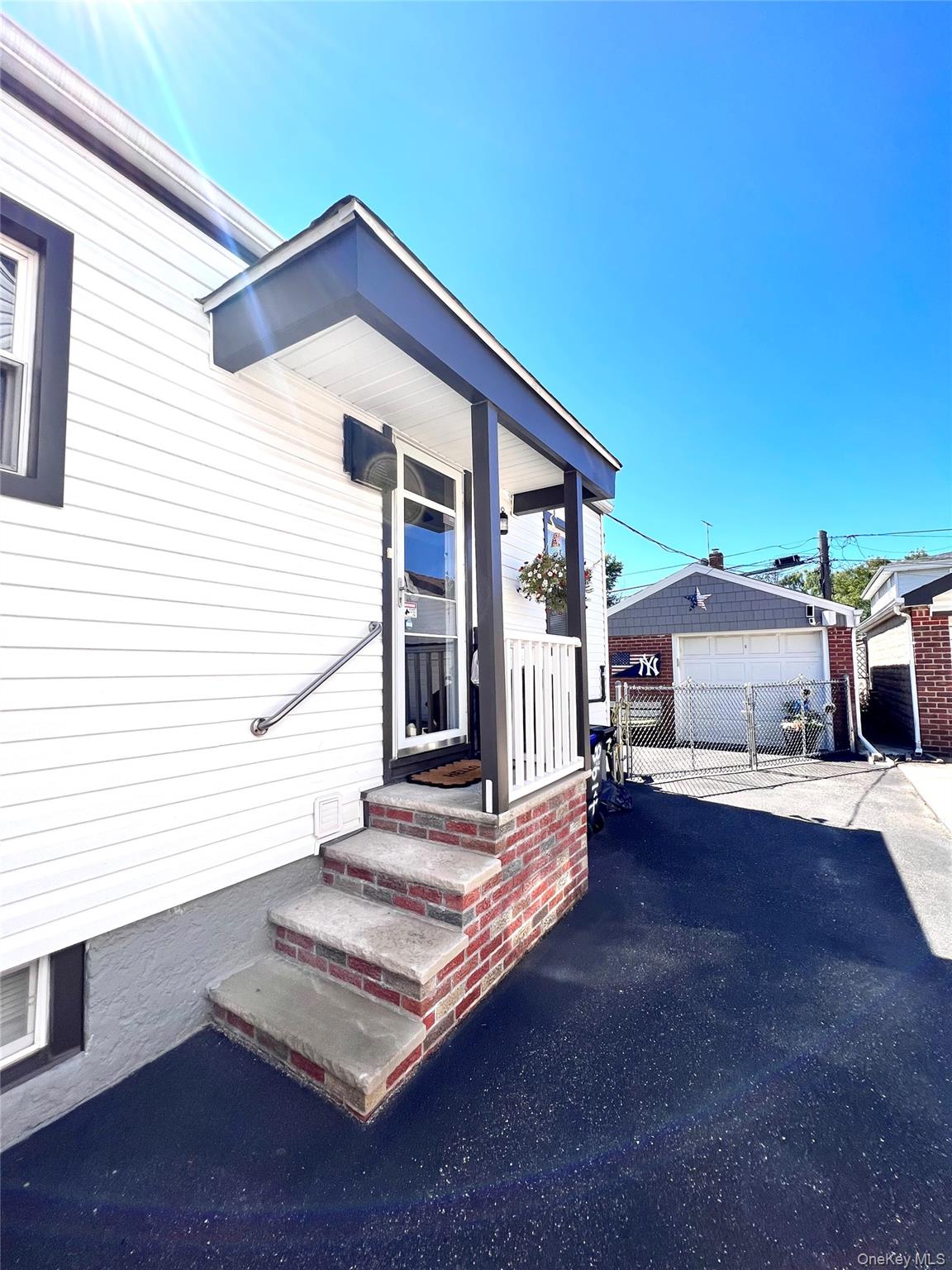 #5 photo, 86-14 251st Street, Bellerose , NY 11426