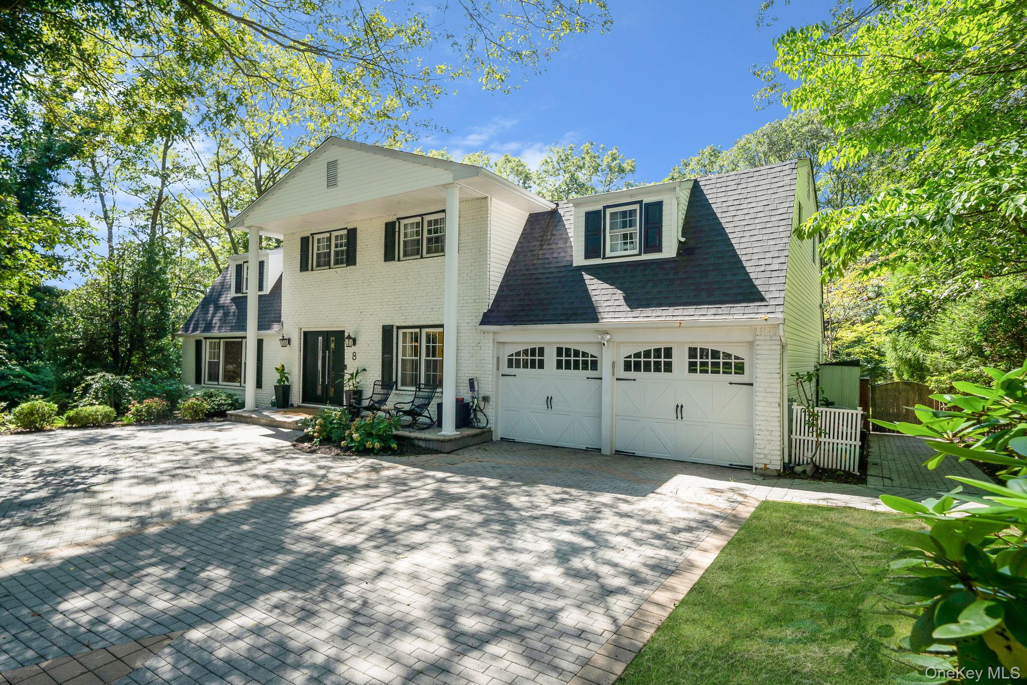 #1 photo, 8 Leroy Court, سوفولك Commack , NY 11725