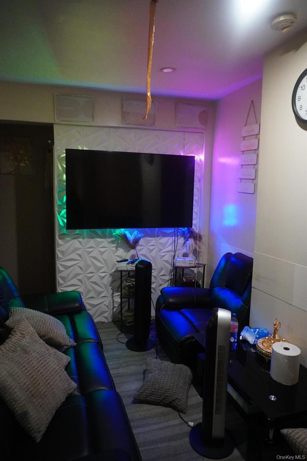 #10 photo, 1386 Clinton Avenue, ブロンクス区 Bronx , NY 10456