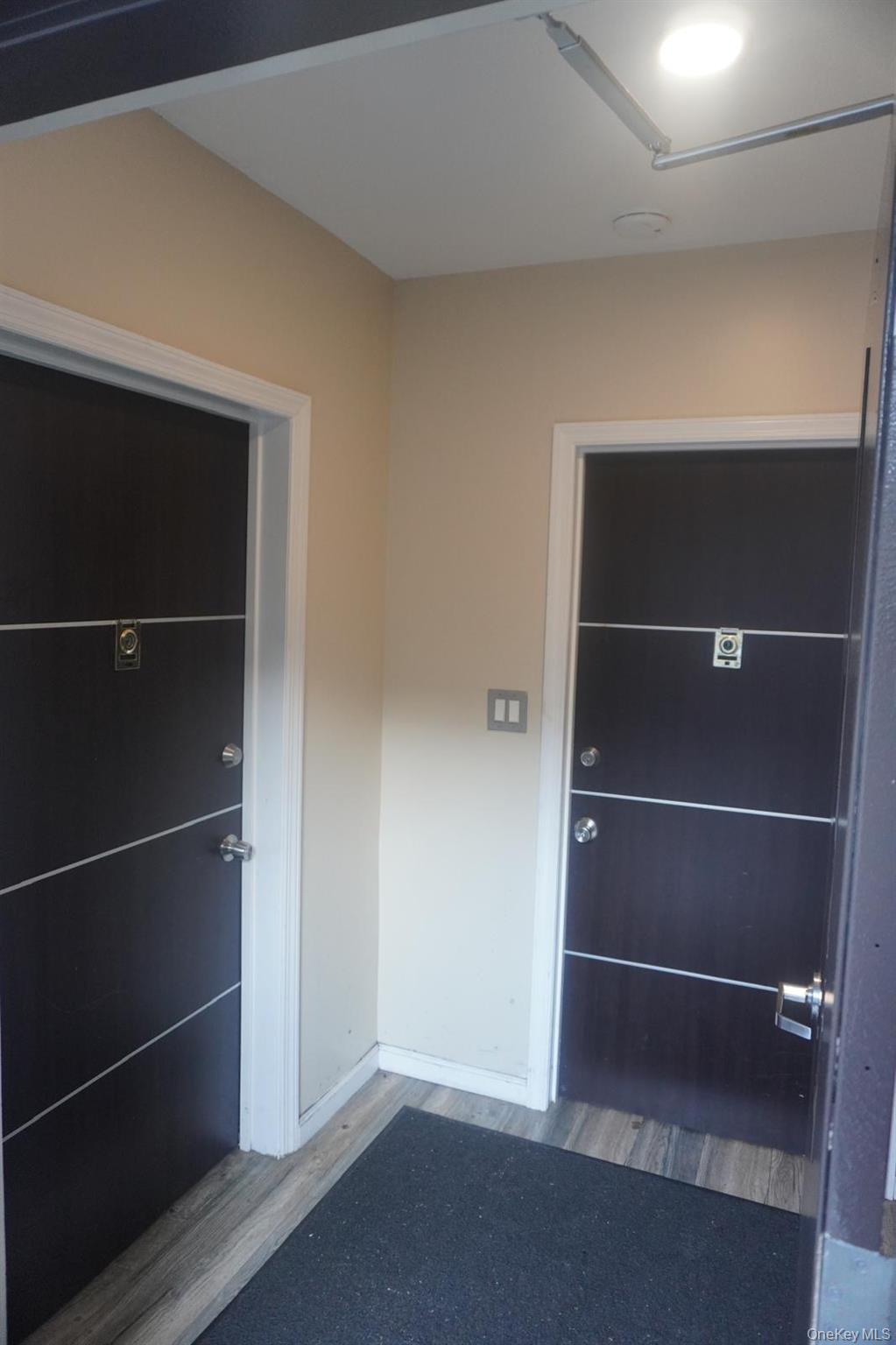 #4 photo, 1386 Clinton Avenue, ブロンクス区 Bronx , NY 10456