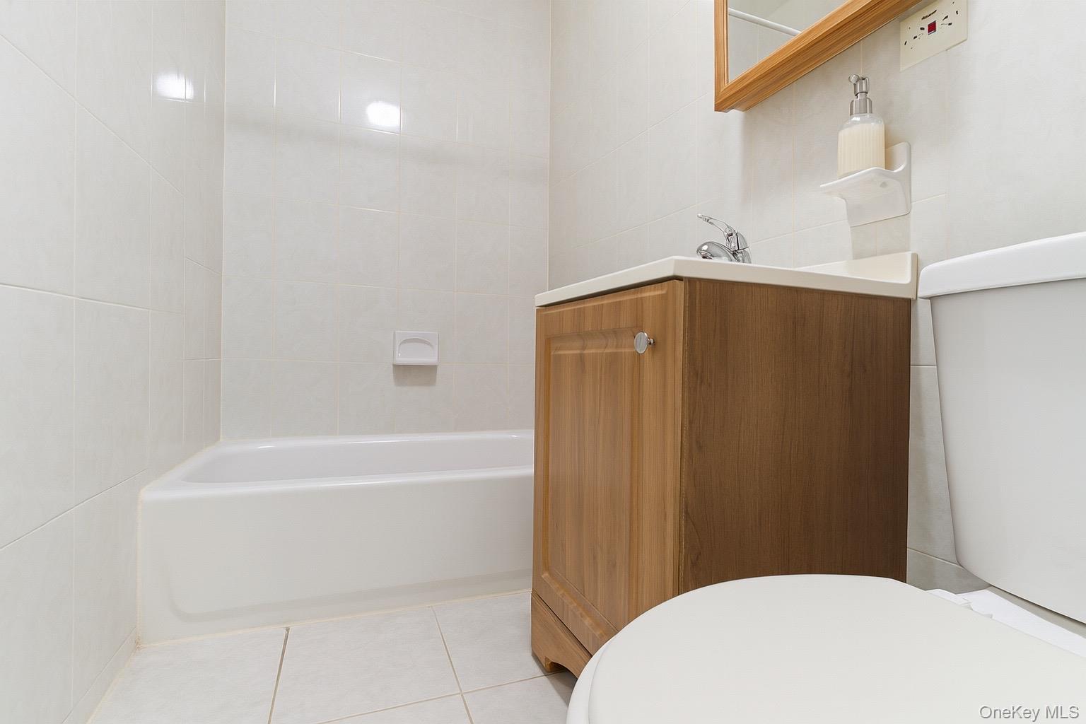 #12 photo, 1040 Clay Avenue, Bronx , NY 10456