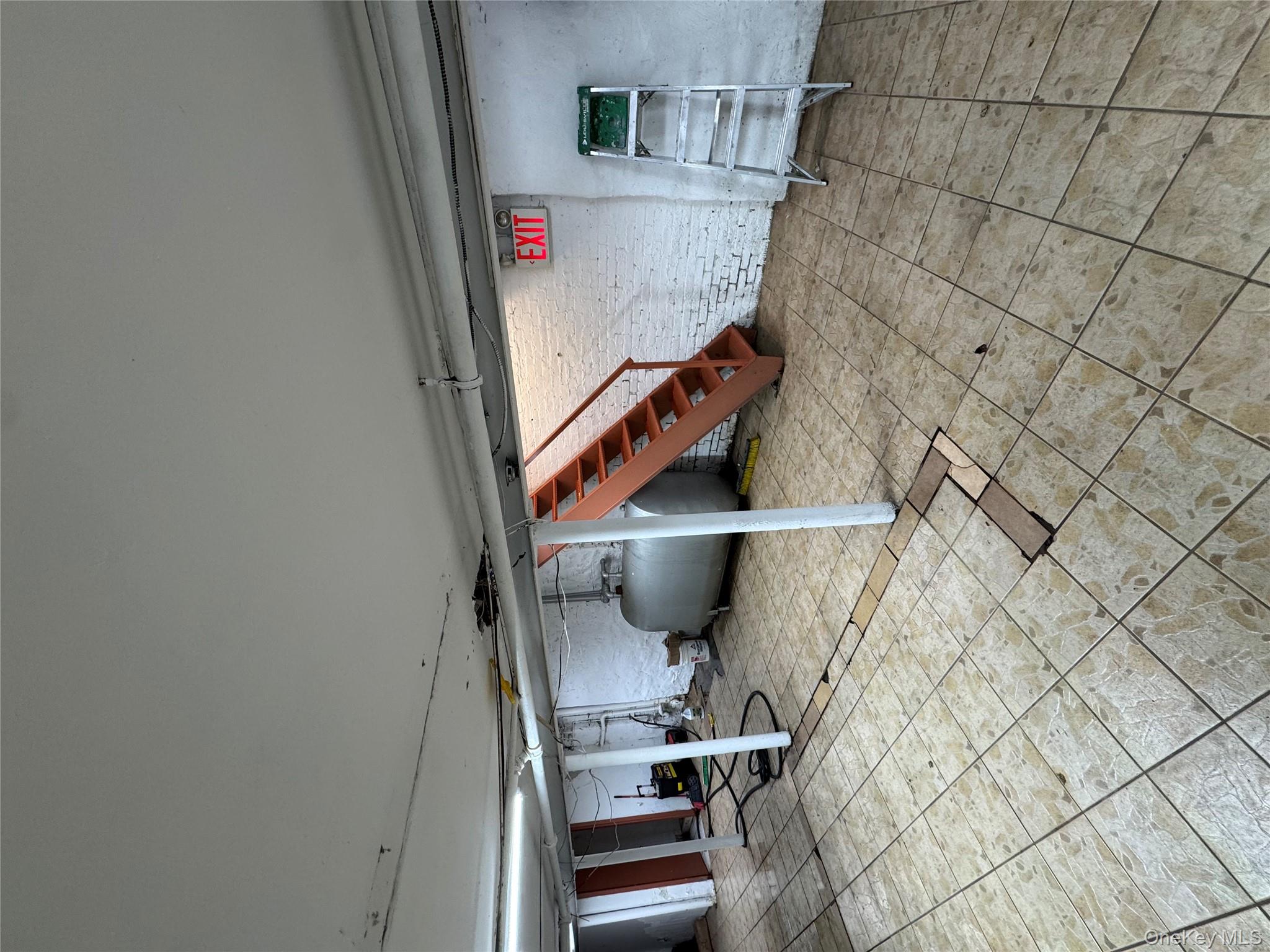 #8 photo, 1040 Clay Avenue, ブロンクス区 Bronx , NY 10456