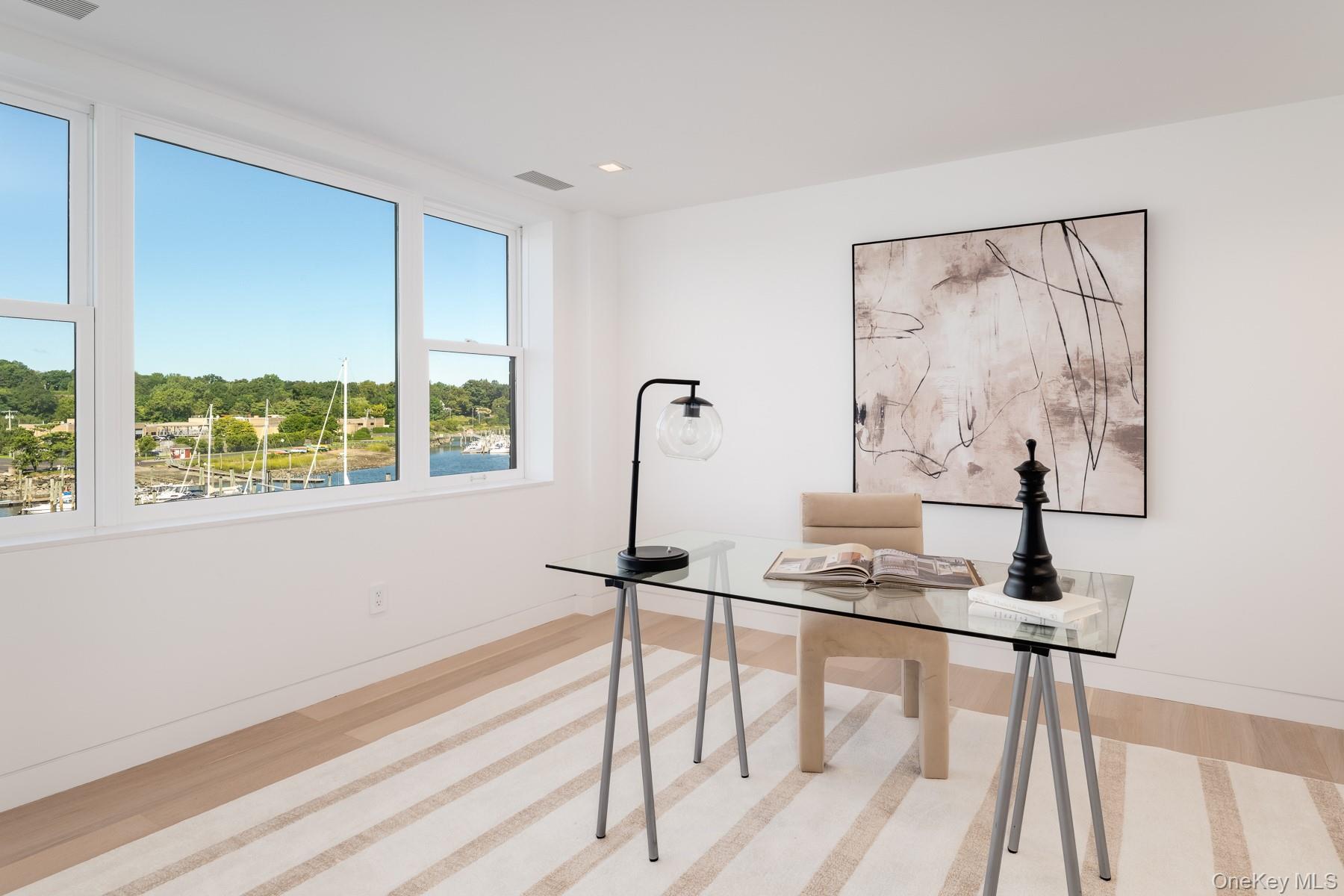 #12 photo, 636 Steamboat Road, Greenwich , NY 06830