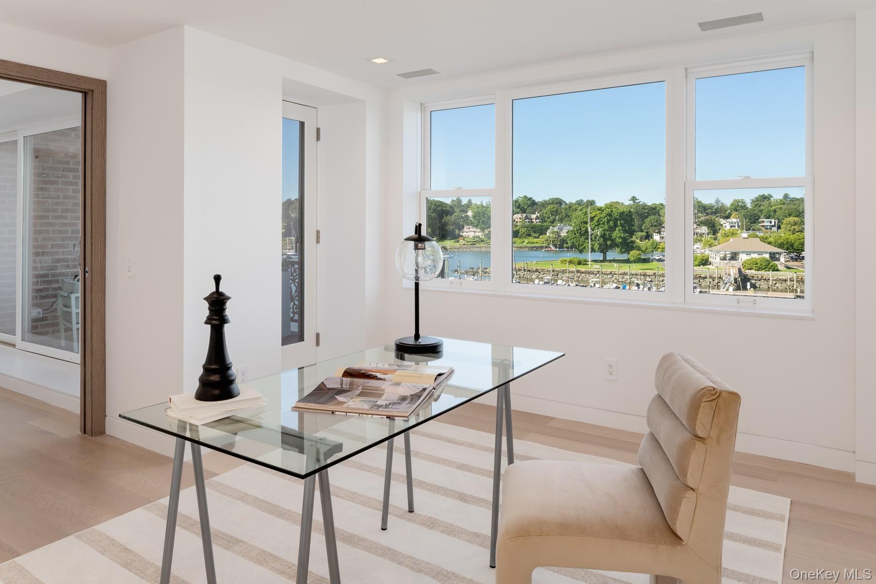 #13 photo, 636 Steamboat Road, Greenwich , NY 06830