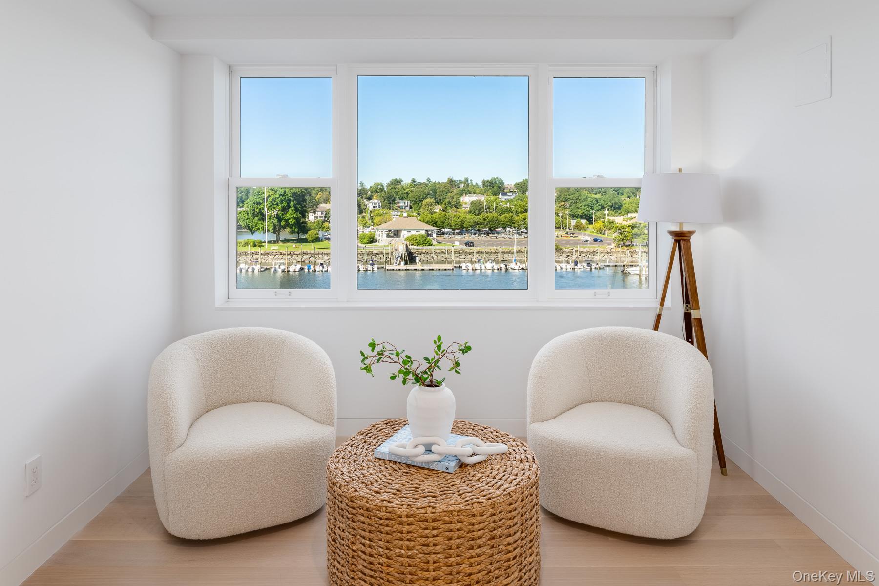 #8 photo, 636 Steamboat Road, Greenwich , NY 06830