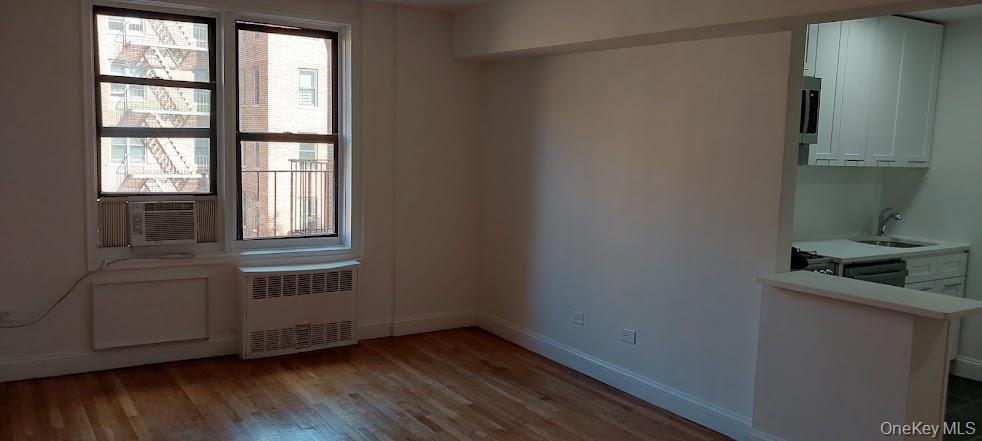 #13 photo, 2165 Matthews Avenue Matthews, ブロンクス区 Bronx , NY 12462