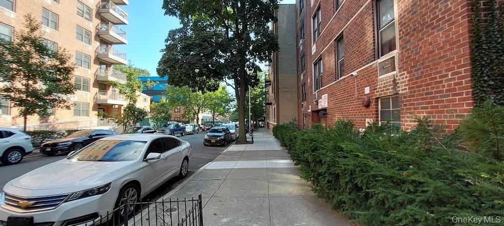 #2 photo, 2165 Matthews Avenue Matthews, ブロンクス区 Bronx , NY 12462