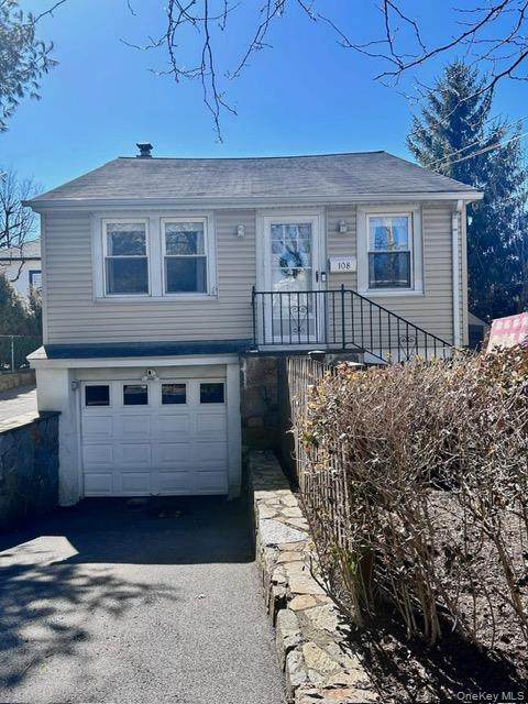 #1 photo, 108 E Devonia Avenue, Mount Vernon , NY 10552