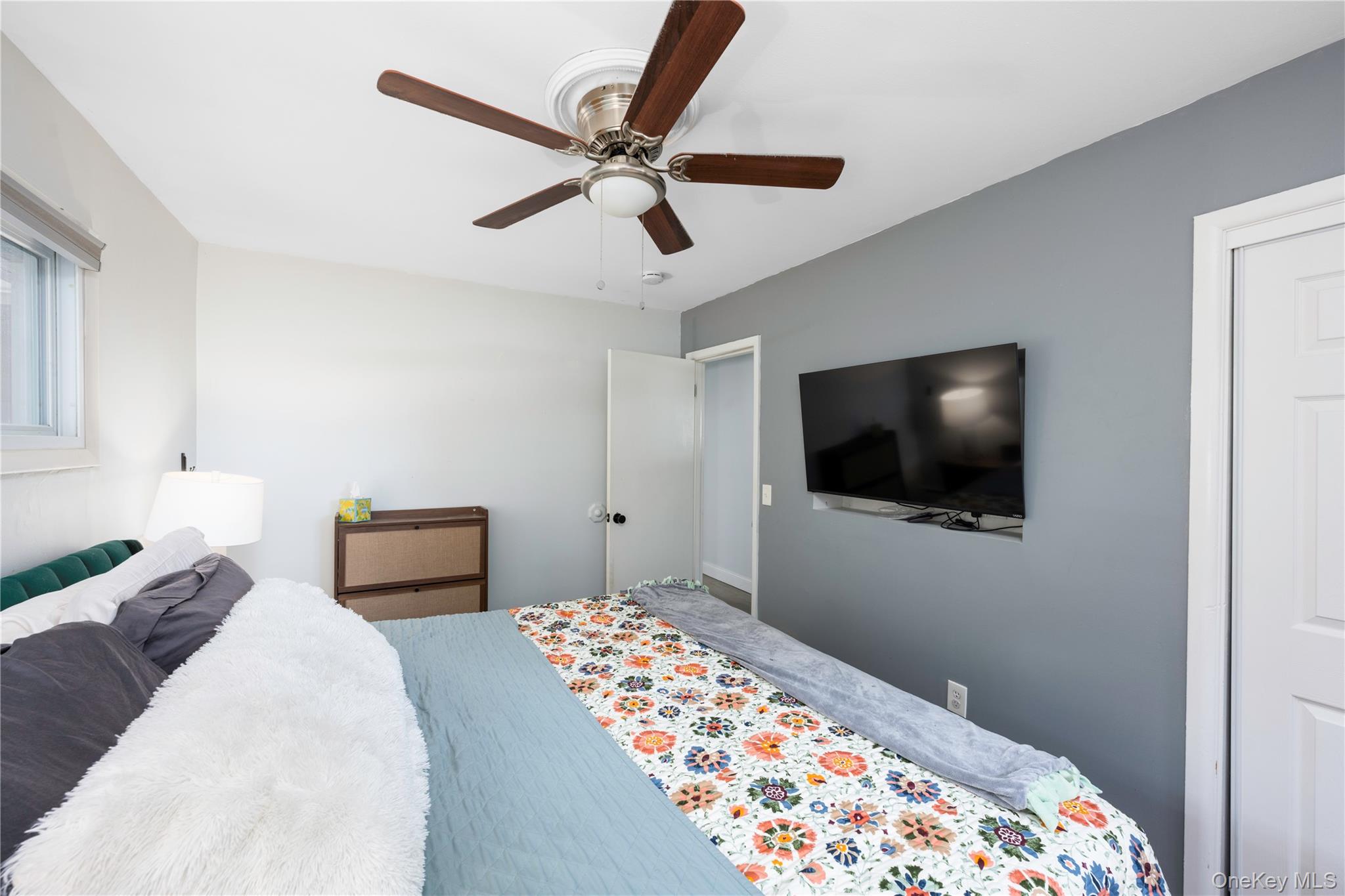 #12 photo, 19 Gleason Boulevard, Pleasant Valley , NY 12569