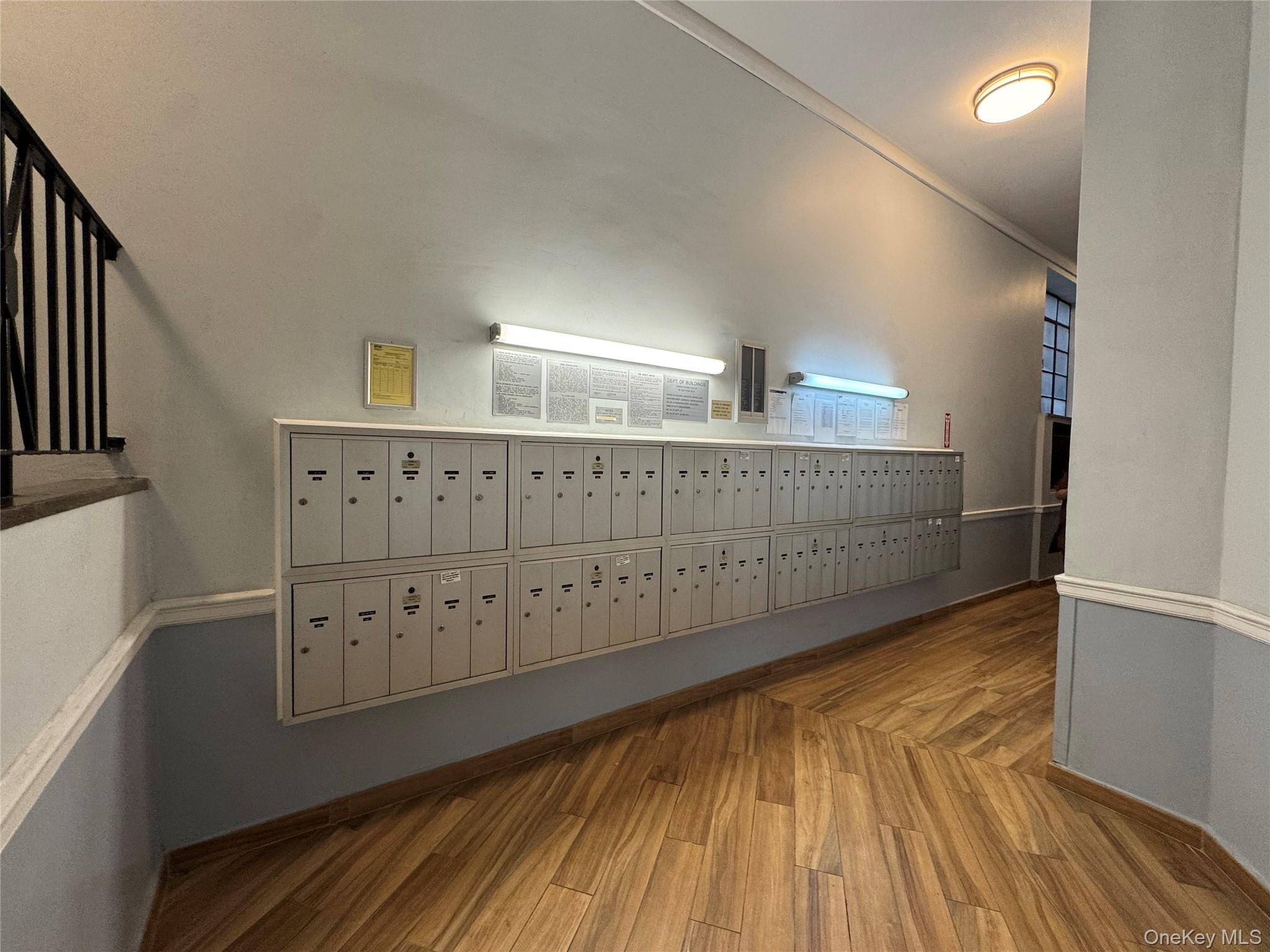 #11 photo, 69-40 yellowstone blvd, クイーンズ区 Forest Hills , NY 11375