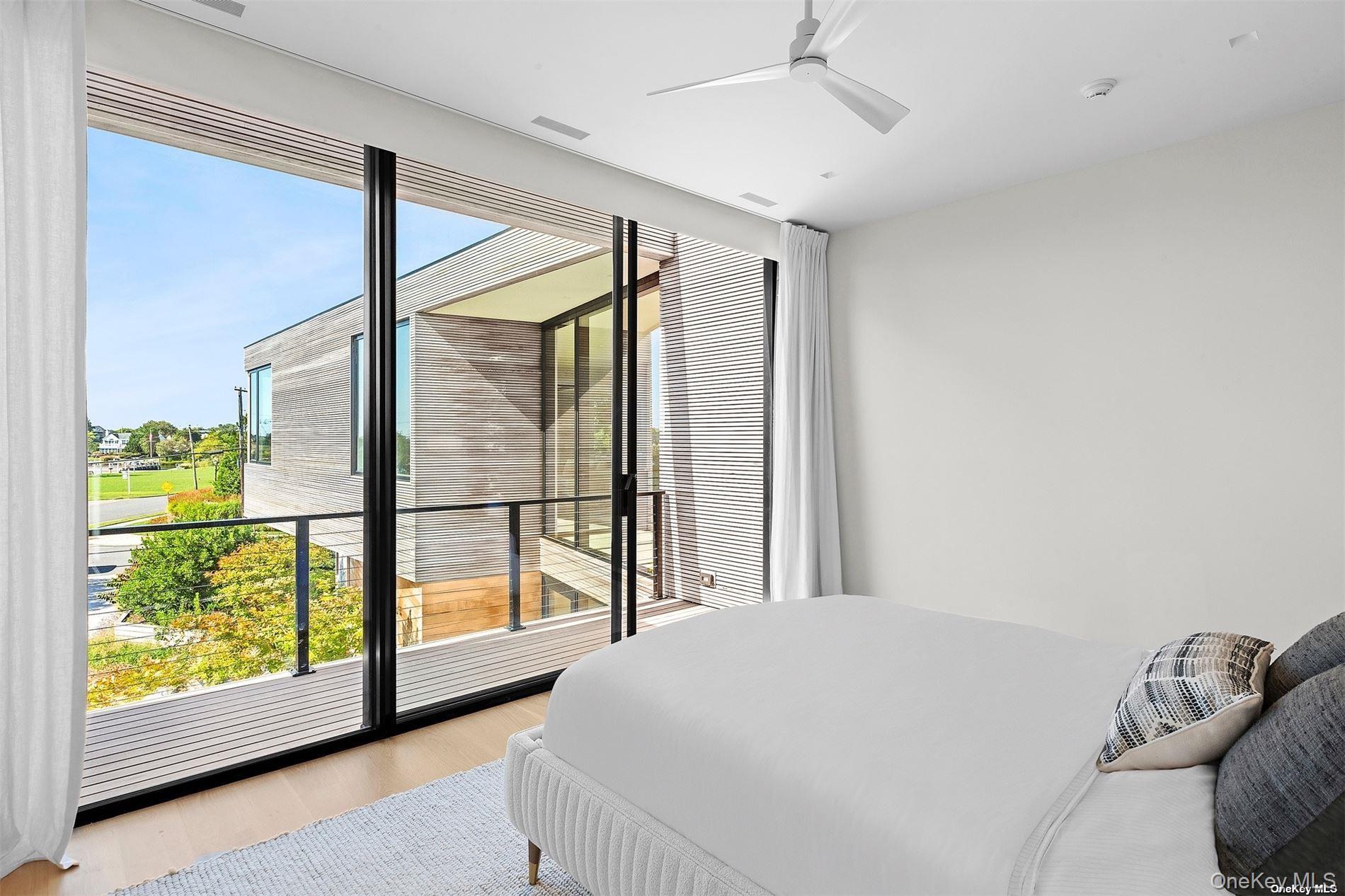 #13 photo, 42 Library Avenue, サフォーク郡 Westhampton Beach , NY 11978