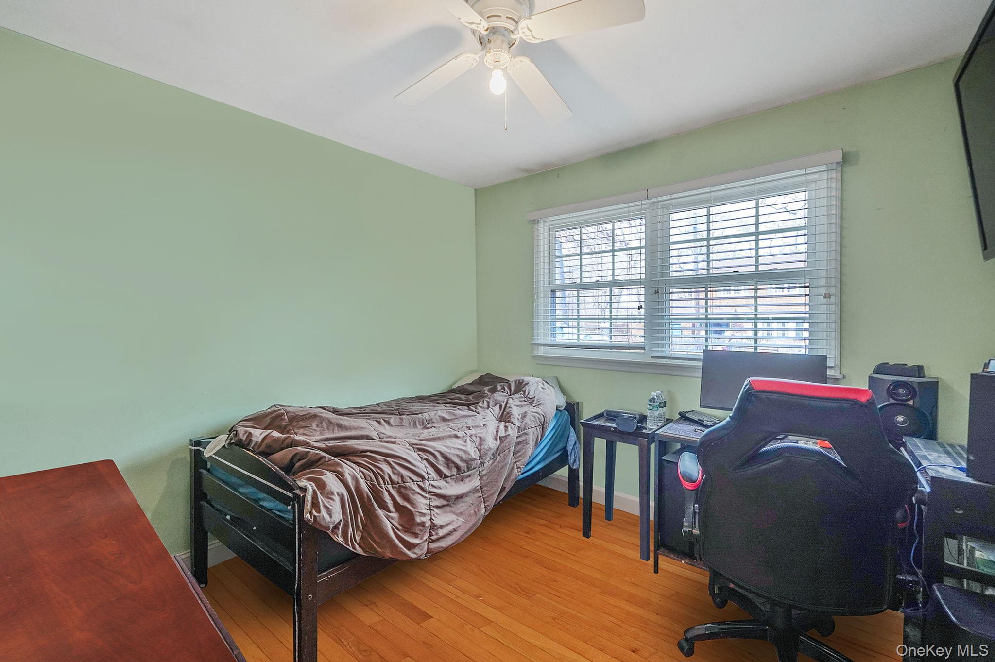 #10 photo, 33 High Street, サフォーク郡 Lake Ronkonkoma , NY 11779