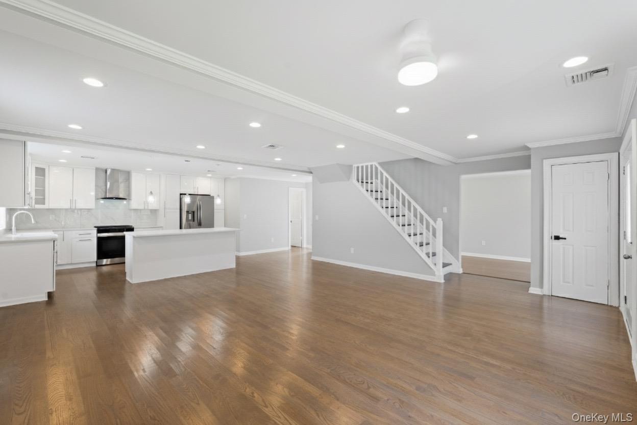 #5 photo, 27 E Neck Court, サフォーク郡 West Babylon , NY 11704