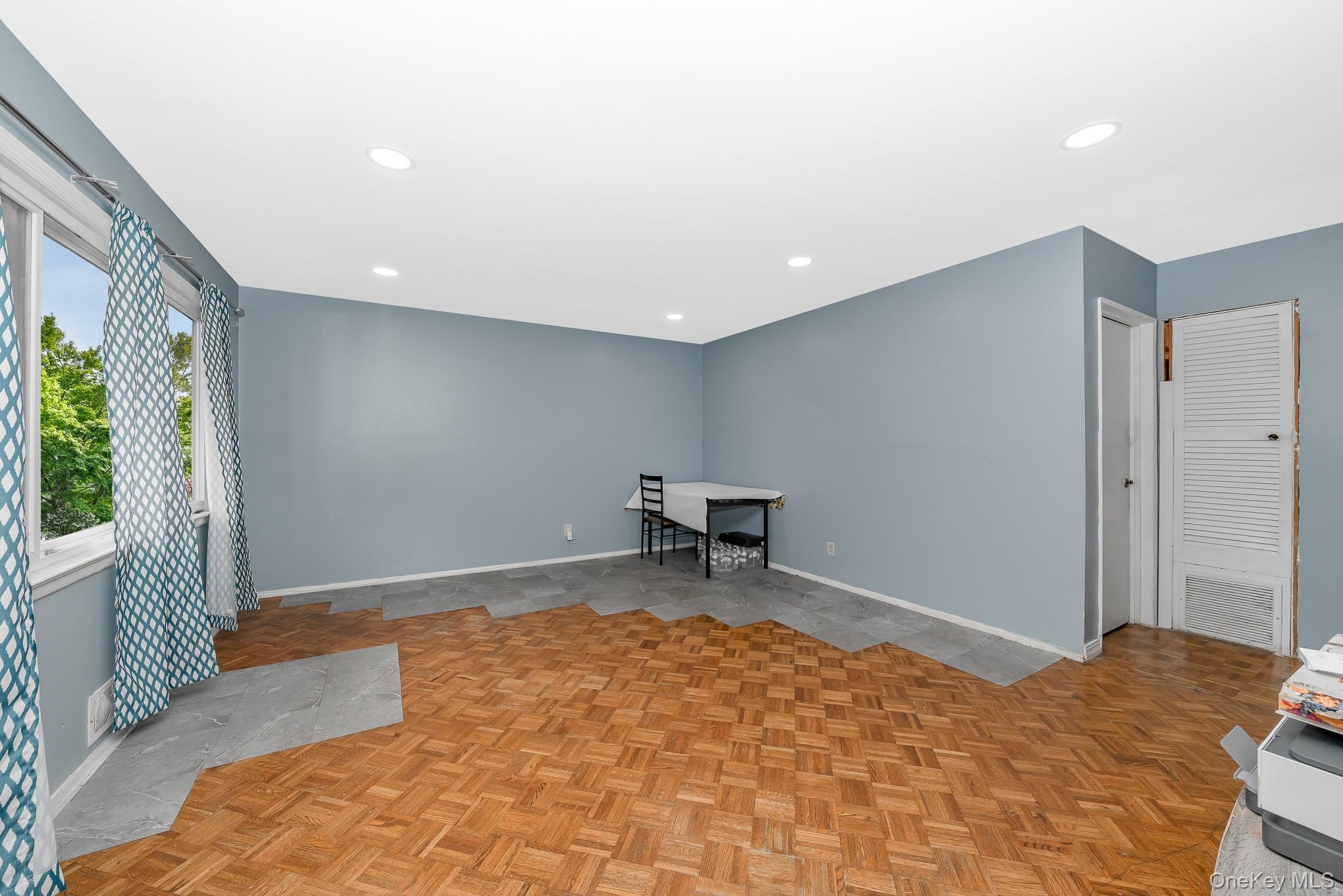 #10 photo, 1038 Manor Lane, サフォーク郡 Bay Shore , NY 11706