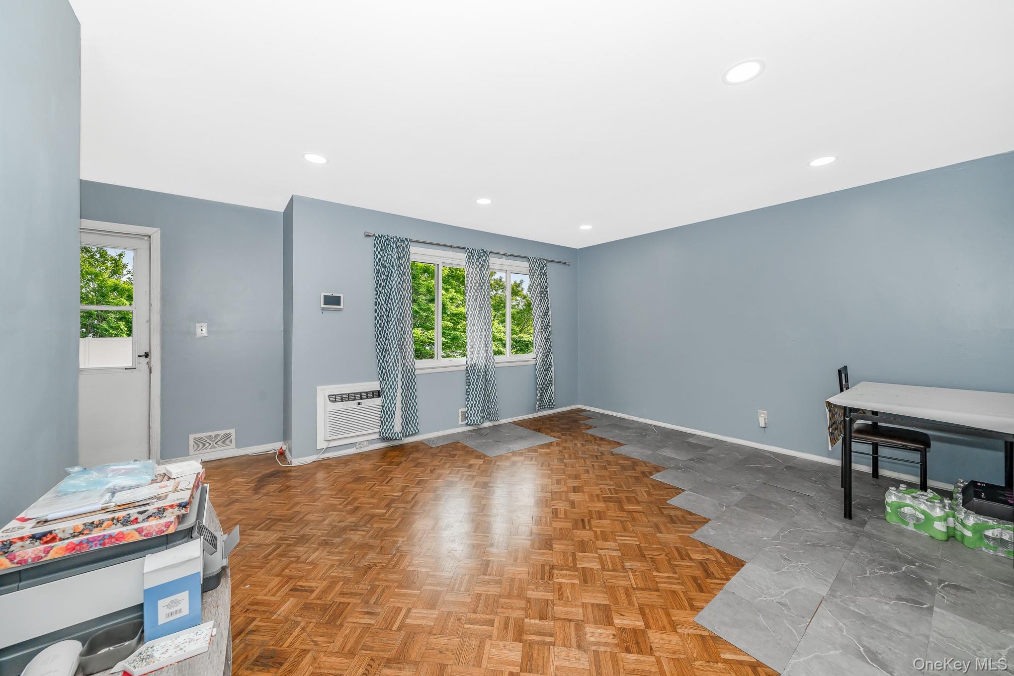 #8 photo, 1038 Manor Lane, サフォーク郡 Bay Shore , NY 11706