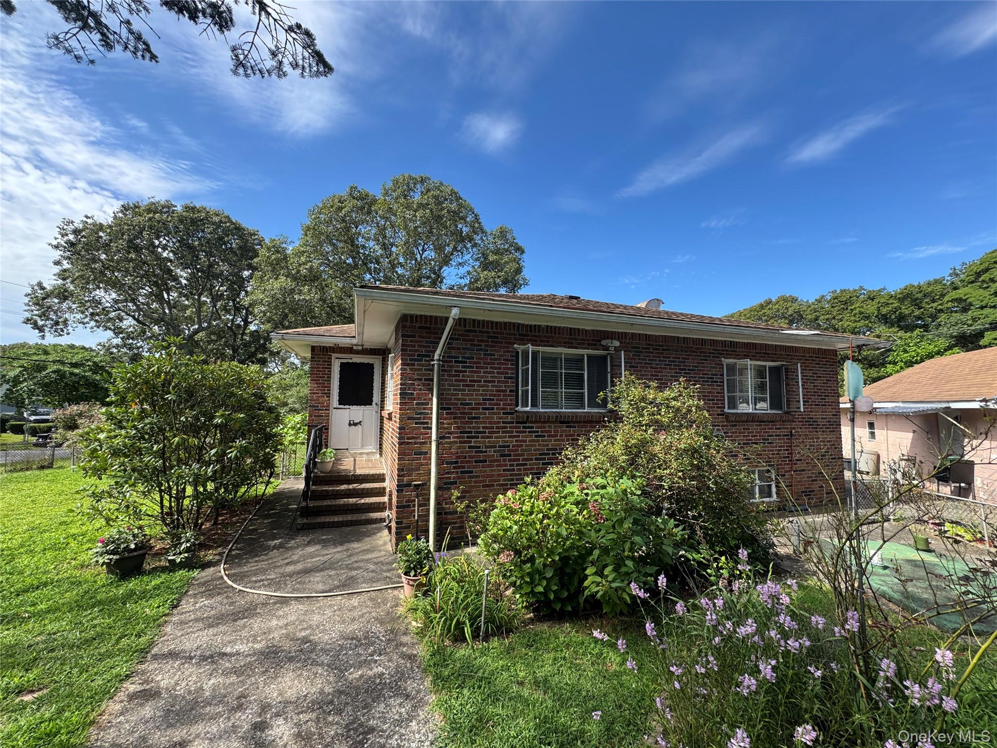 #1 photo, 4 Olive Lane, Shirley , NY 11967