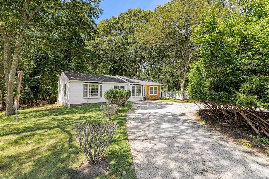 #12 photo, 515 North Magee St, サフォーク郡 Southampton , NY 11968