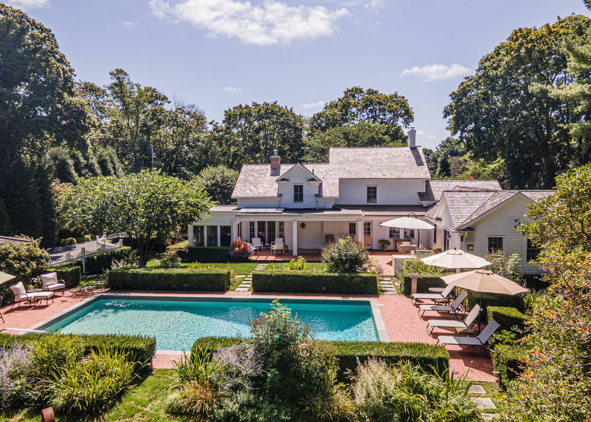 #1 photo, 92 SOUTH COUNTRY RD, サフォーク郡 Remsenburg-Speonk , NY 11960