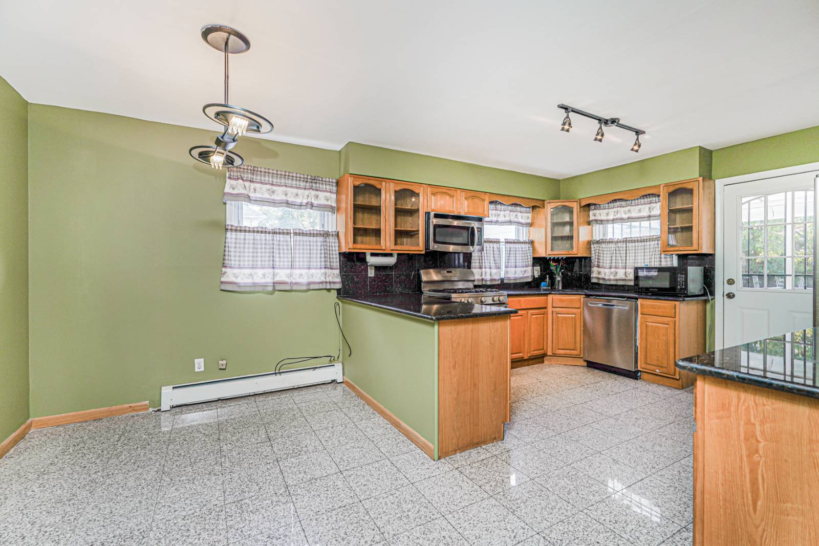 #10 photo, 21 Elizabeth Ave., Staten Island , NY 10310